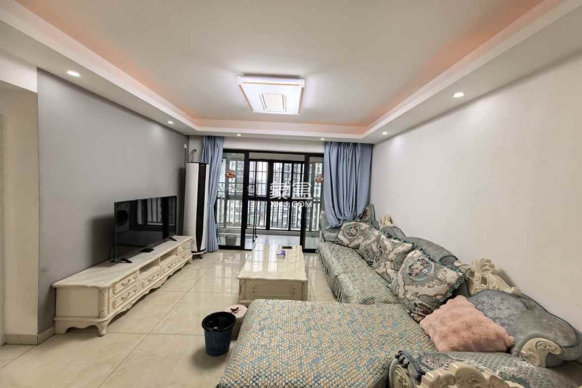 盛达景都三期 2室2厅1卫 3100.0元/月 盛达景都三期 2室2厅1卫 3100.0元/月室内图