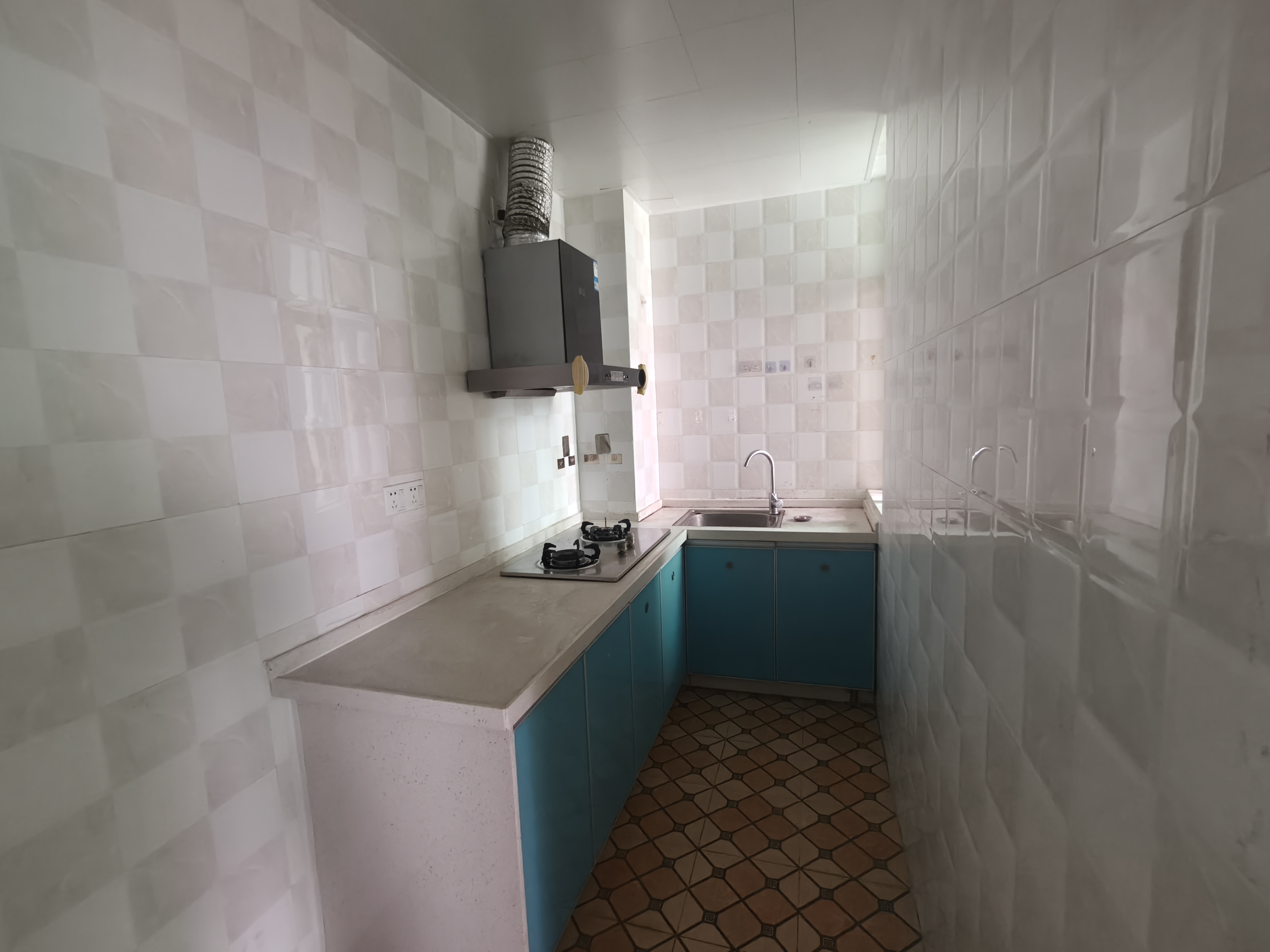 南海花园  2室2厅1卫    2200.0元/月 南海花园  2室2厅1卫    2200.0元/月室内图