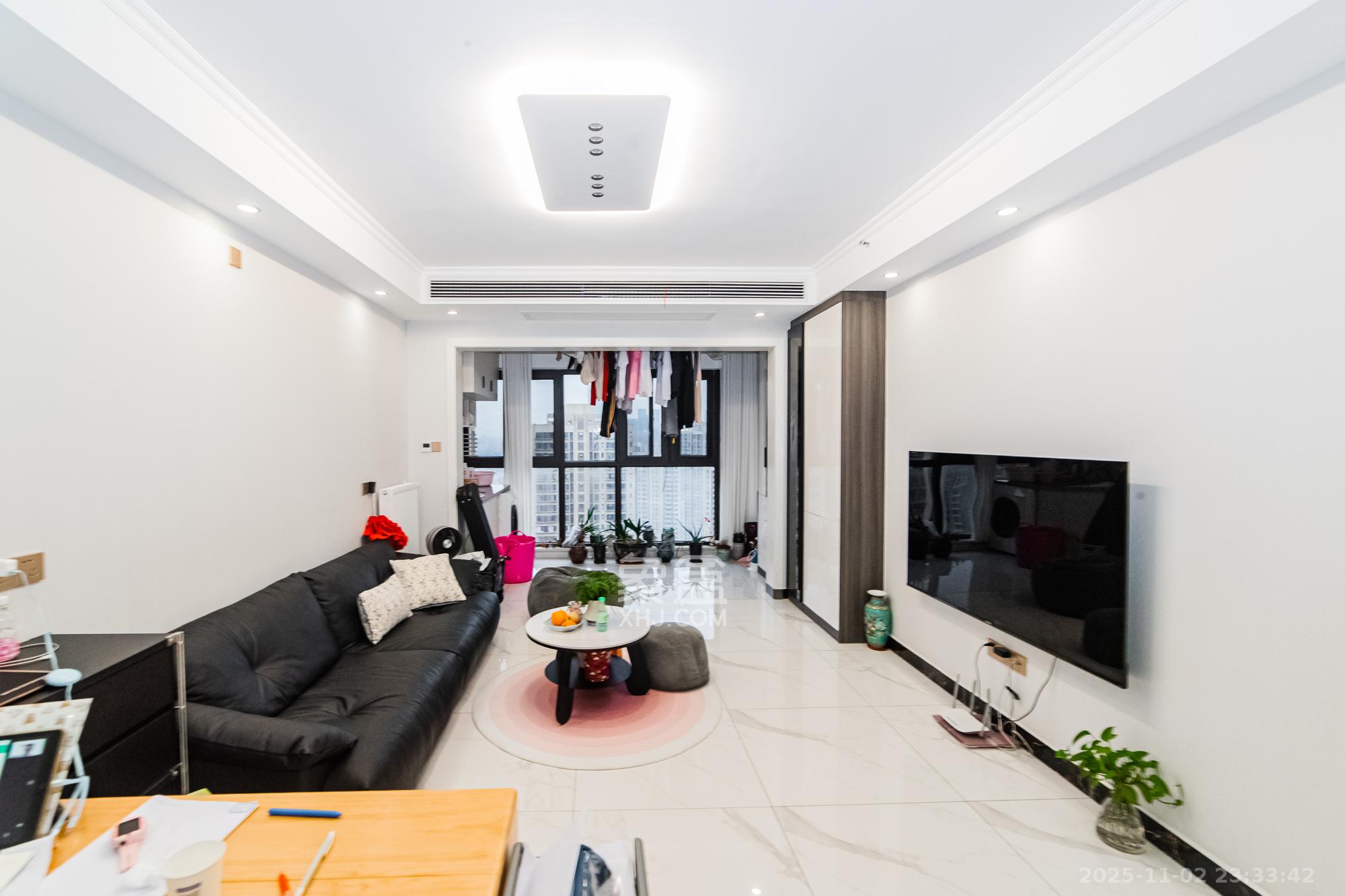 北辰三角洲C2区 3室2厅1卫 148.8万 北辰三角洲C2区 3室2厅1卫 148.8万客厅