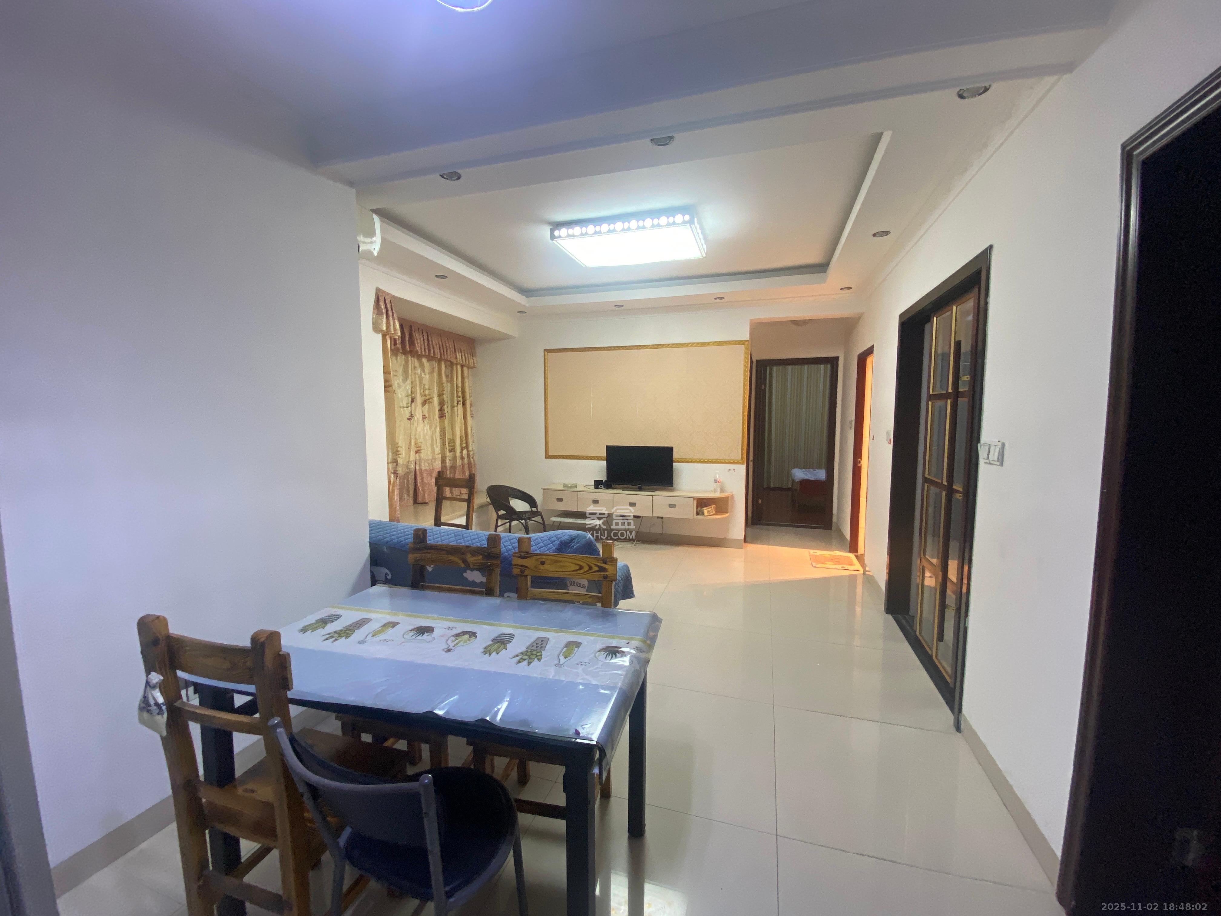 泊林晶城 3室1厅1卫 1700.0元/月 泊林晶城 3室1厅1卫 1700.0元/月室内图