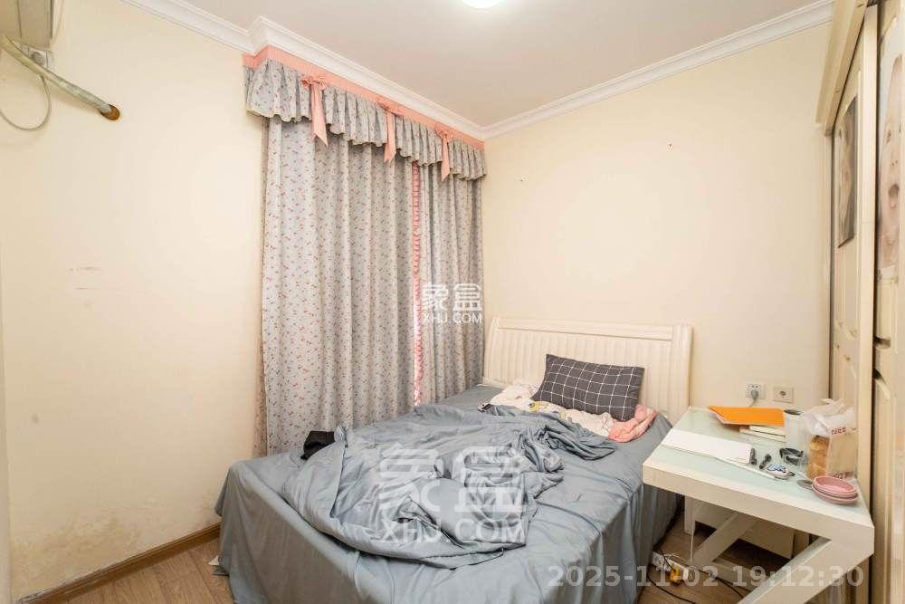 佳兆业时代广场  2室1厅1卫    2200.0元/月 佳兆业时代广场  2室1厅1卫    2200.0元/月室内图