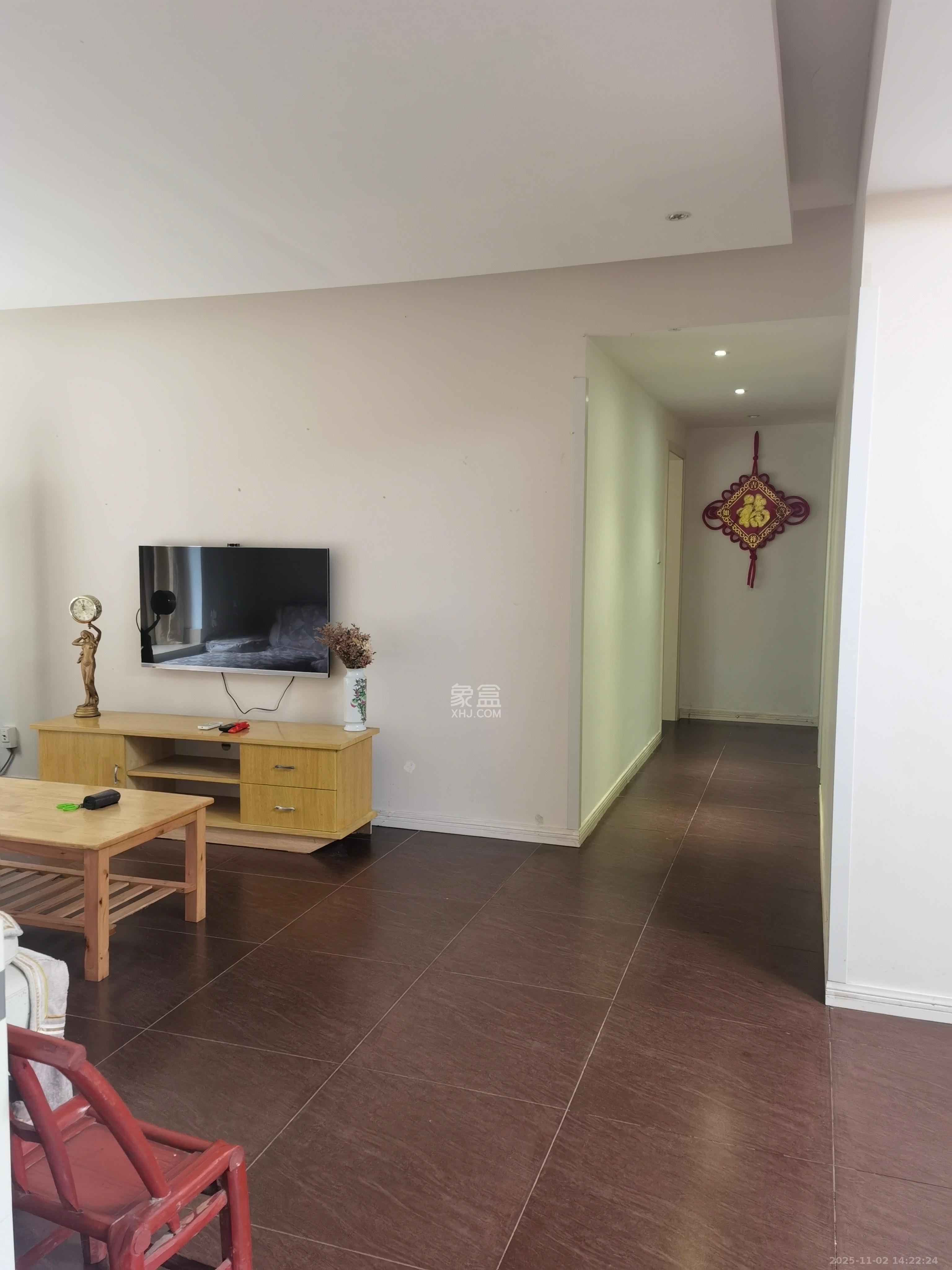 山语城二期  3室1厅1卫    2000.0元/月 山语城二期  3室1厅1卫    2000.0元/月室内图