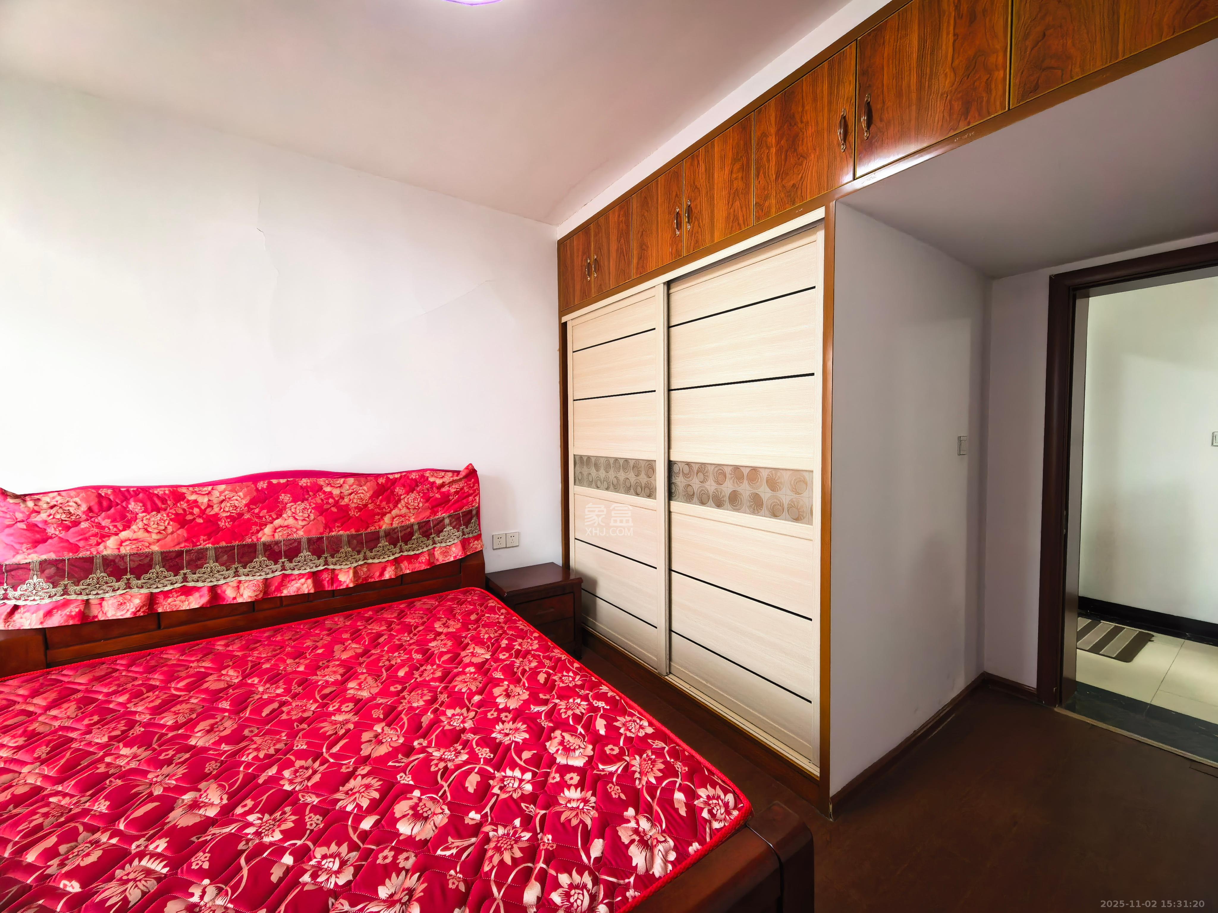 和沁园 2室2厅1卫 1700.0元/月 和沁园 2室2厅1卫 1700.0元/月室内图