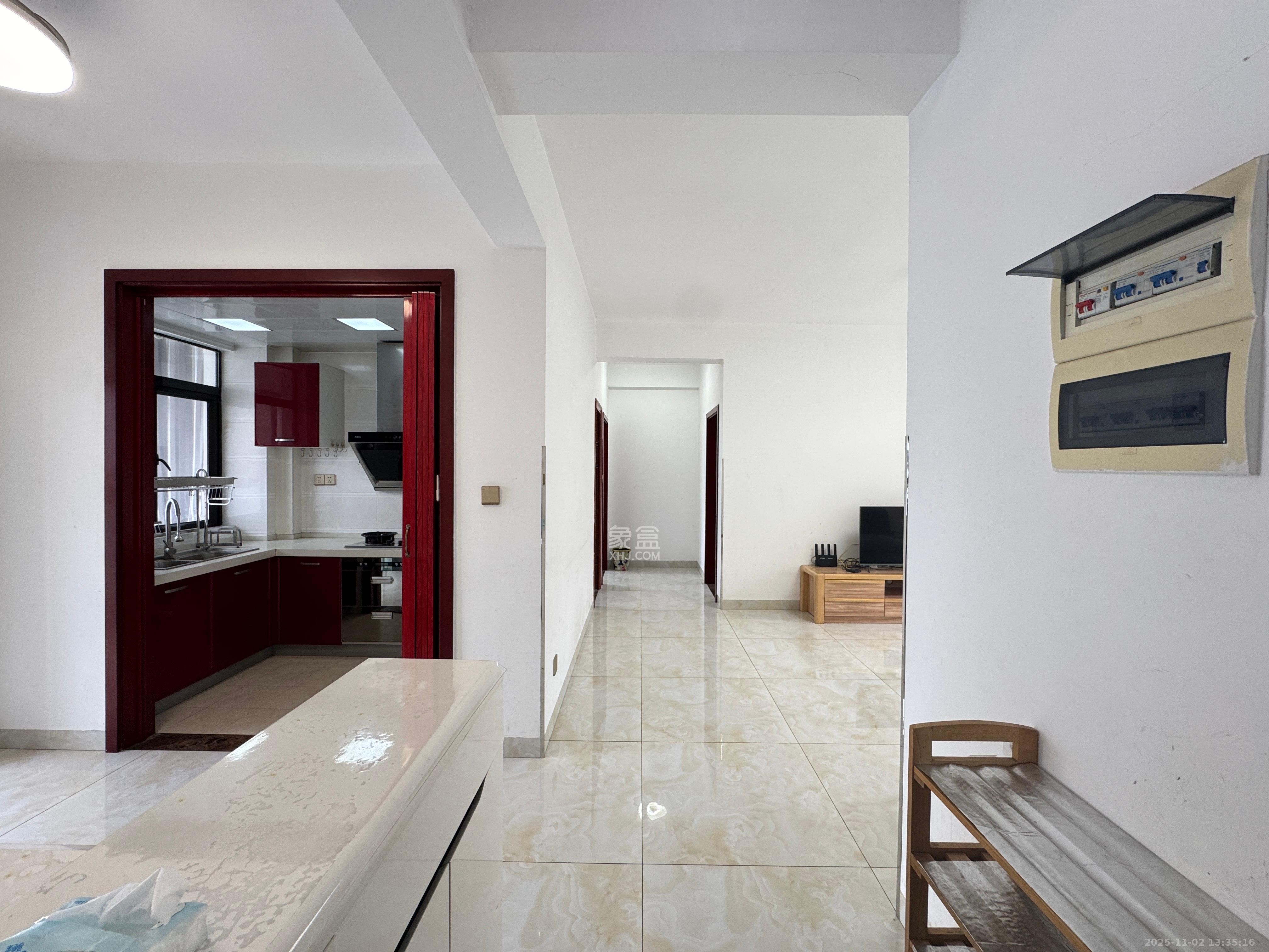 麓谷明珠  2室2厅1卫    2400.0元/月室内图