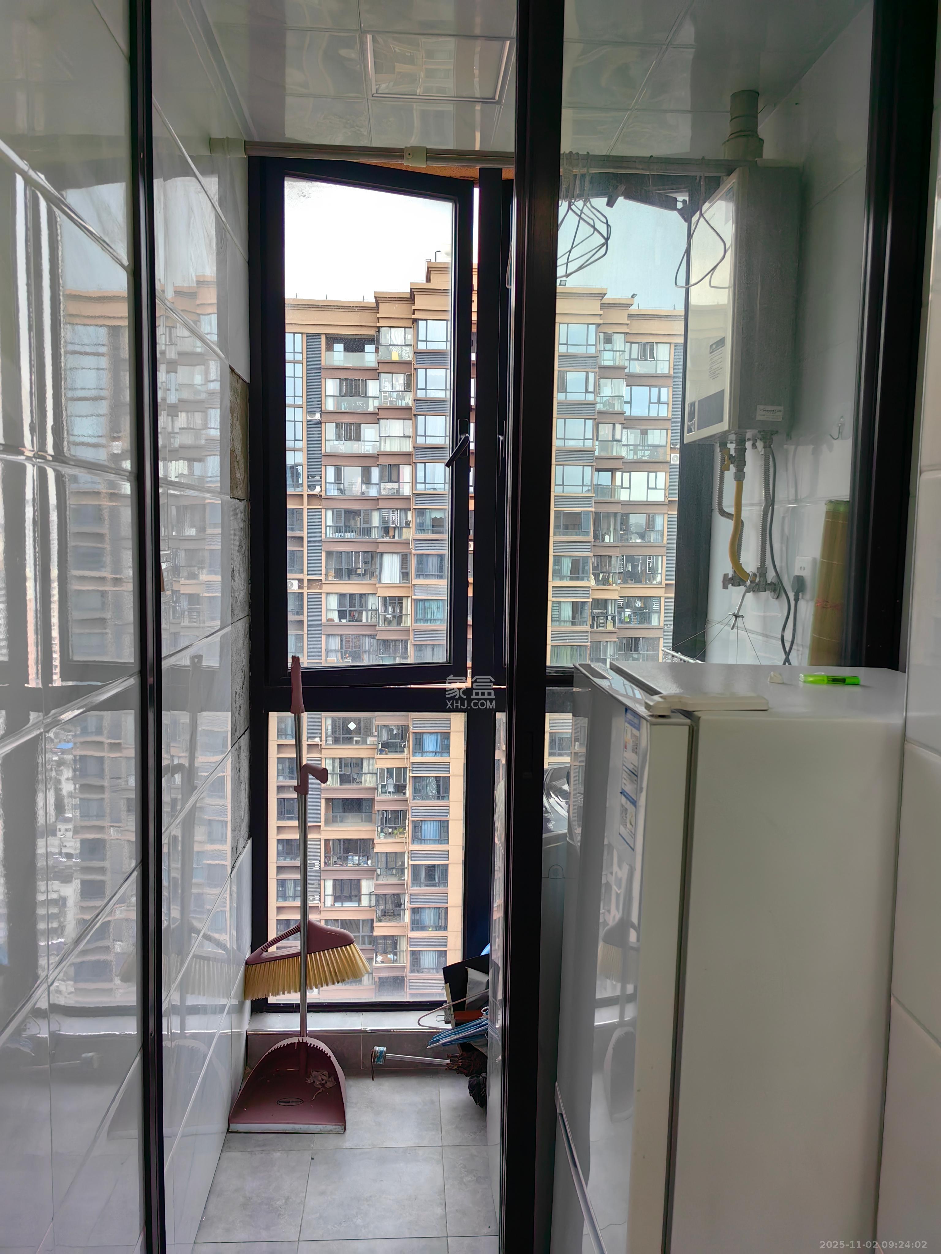 荣悦台  1室1厅1卫    1900.0元/月室内图