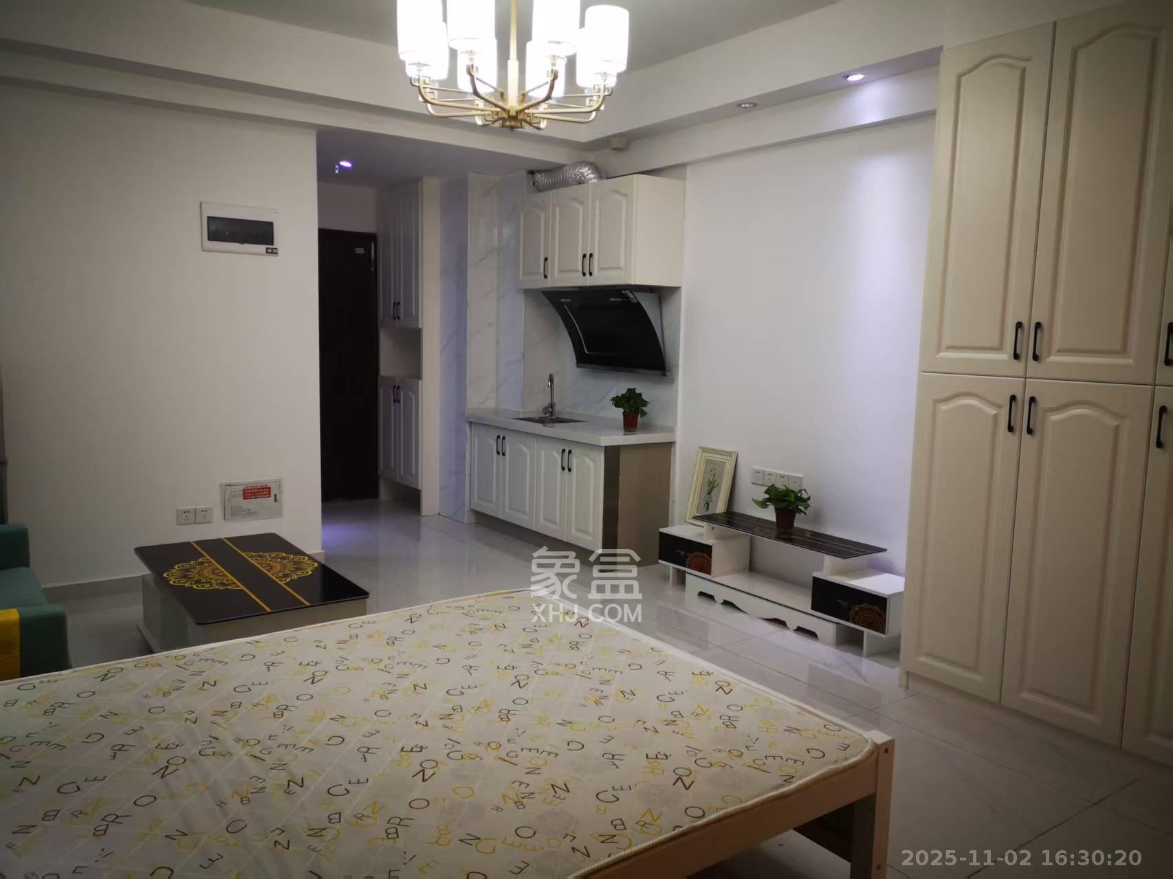 C-park天悦城(紫檀溪苑二期)  1室1厅1卫    1500.0元/月 C-park天悦城(紫檀溪苑二期)  1室1厅1卫    1500.0元/月室内图