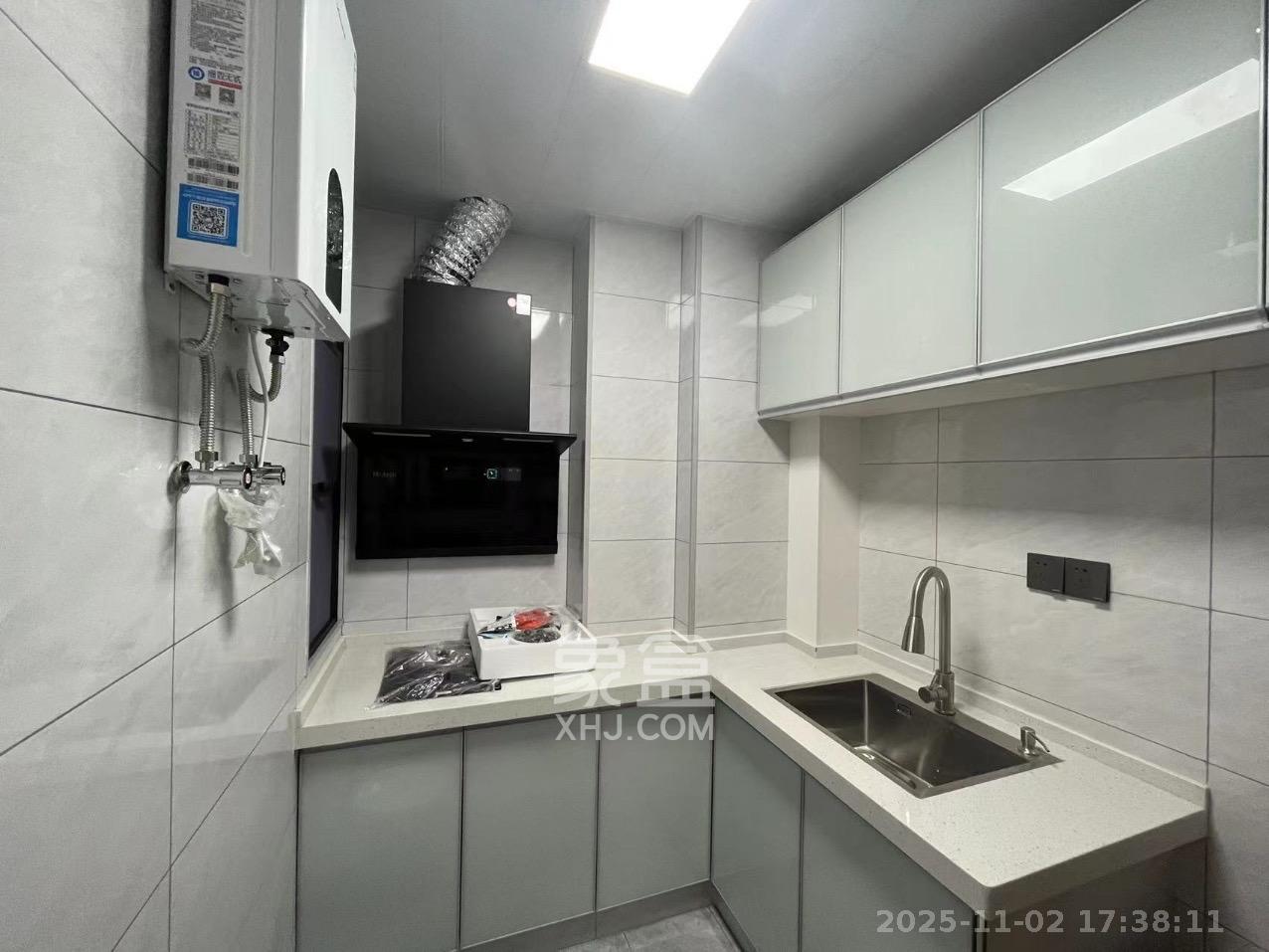 长房明宸府  2室1厅1卫    1800.0元/月室内图