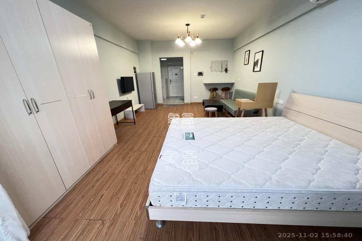 西子一间 1室1厅1卫 1650.0元/月 西子一间 1室1厅1卫 1650.0元/月室内图