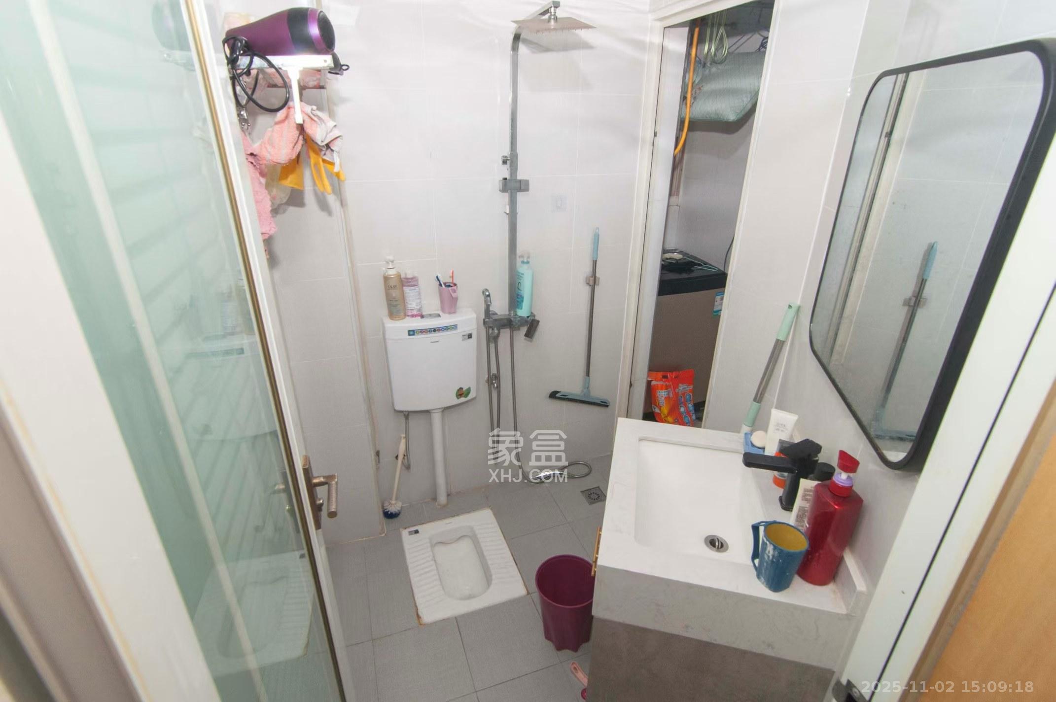 白沙晶城  1室1厅1卫    1800.0元/月室内图