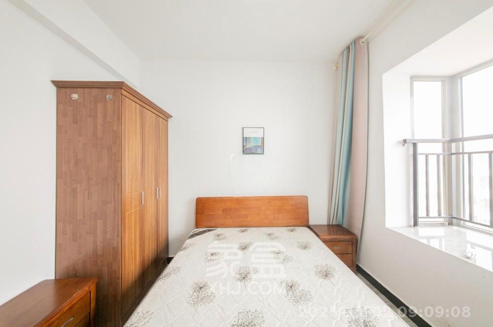 钱隆世家  4室2厅1卫    2200.0元/月 钱隆世家  4室2厅1卫    2200.0元/月室内图