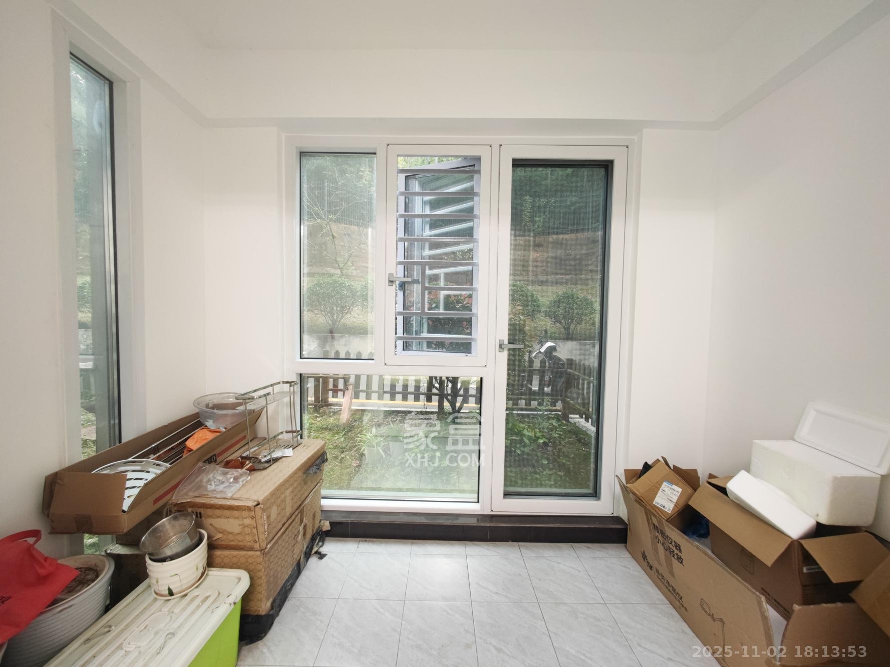 山水霖城(植物原著)  3室2厅2卫    130.0万 山水霖城(植物原著)  3室2厅2卫    130.0万阳台