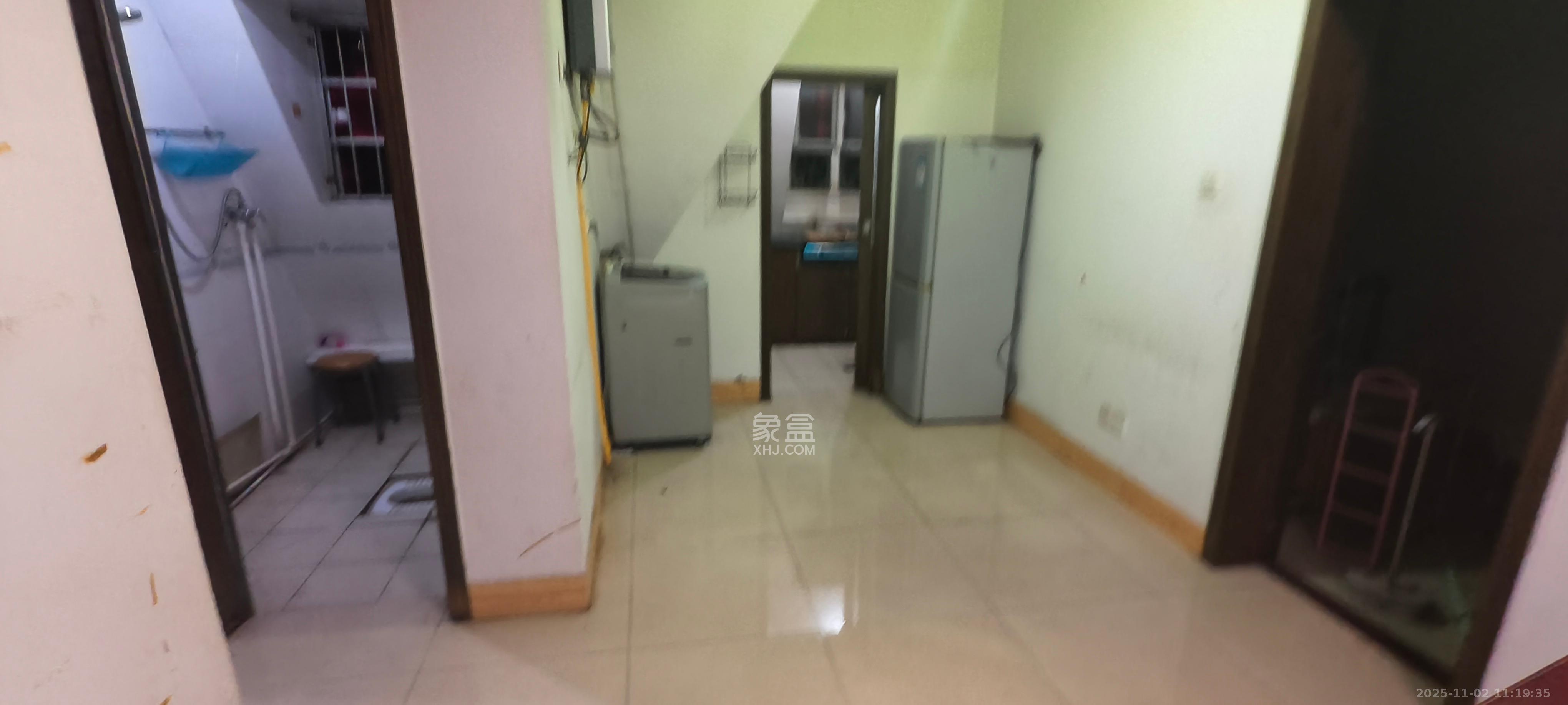 中江丽晶苑 2室2厅1卫 1200.0元/月 中江丽晶苑 2室2厅1卫 1200.0元/月室内图