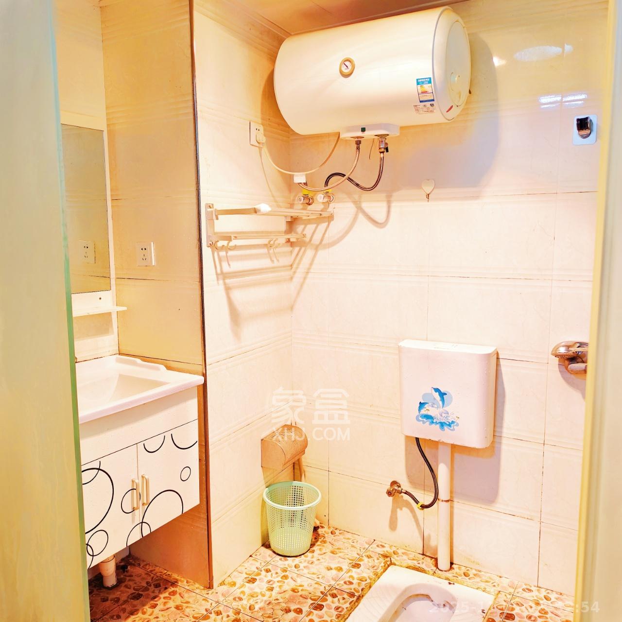 乾城（兴旺乾城）  1室1厅1卫    1300.0元/月室内图