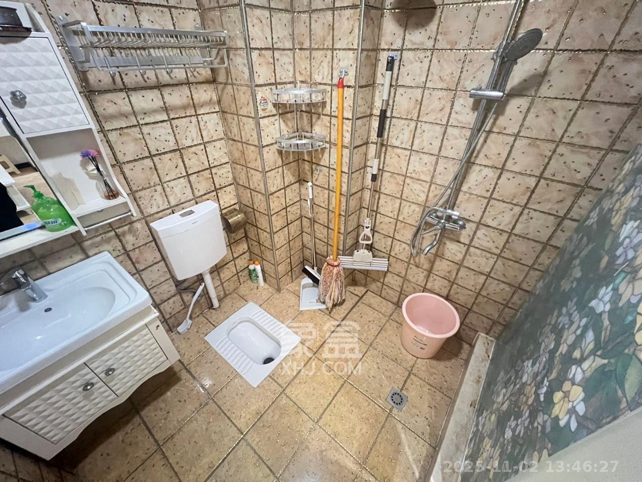 枫华府第 1室1厅1卫 1300.0元/月 枫华府第 1室1厅1卫 1300.0元/月室内图