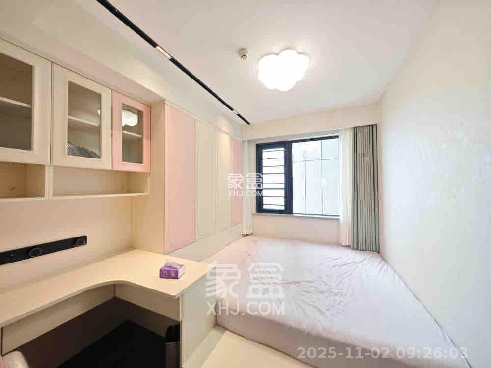 万科魅力之城  4室2厅2卫    12000.0元/月室内图