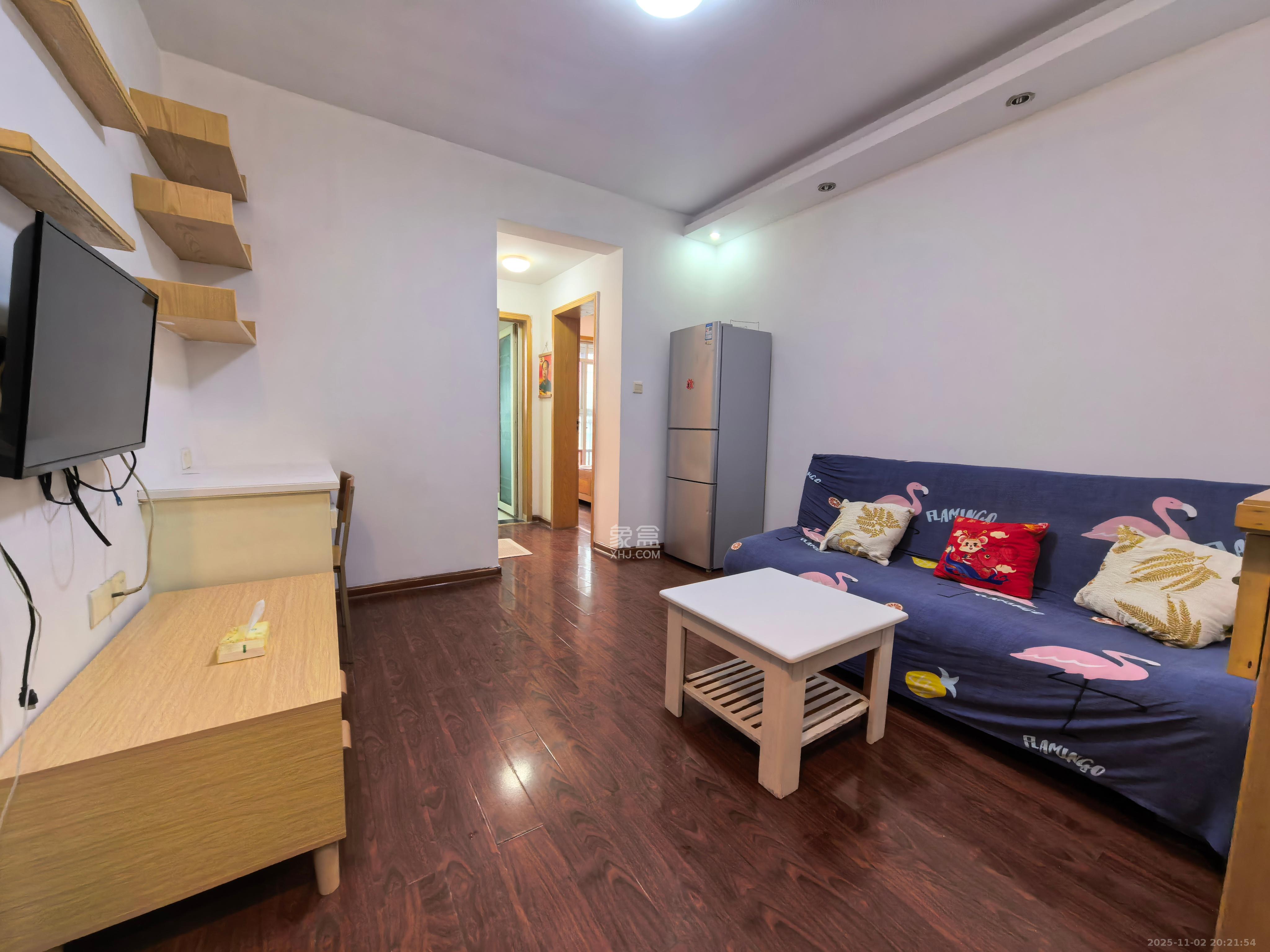 星典时代  1室1厅1卫    1600.0元/月