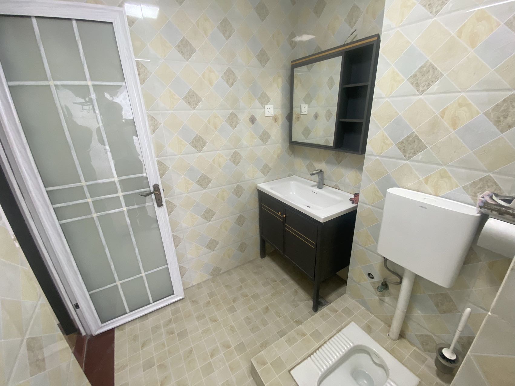 宝泰温泉花园  3室2厅1卫    2300.0元/月室内图