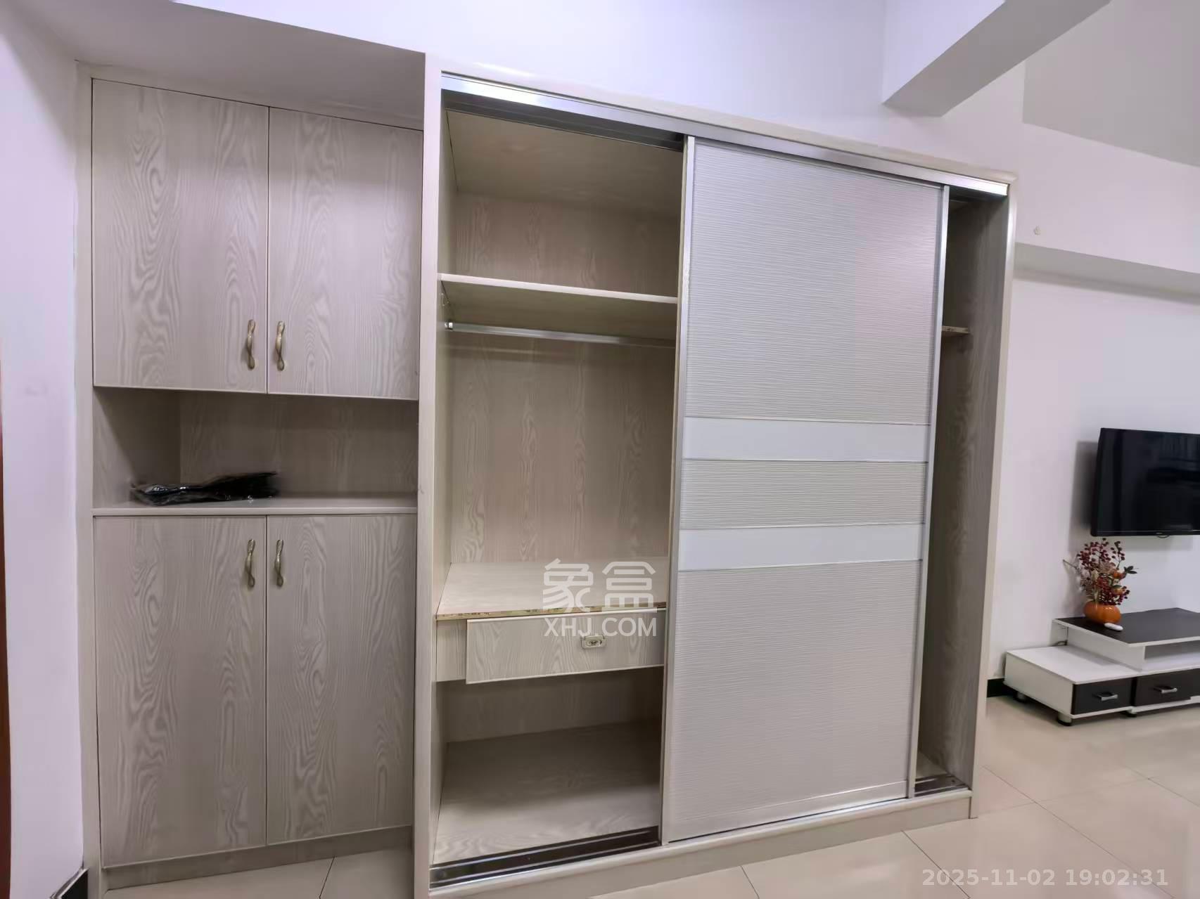 圭塘三小区 1室1厅1卫 1500.0元/月 圭塘三小区 1室1厅1卫 1500.0元/月室内图