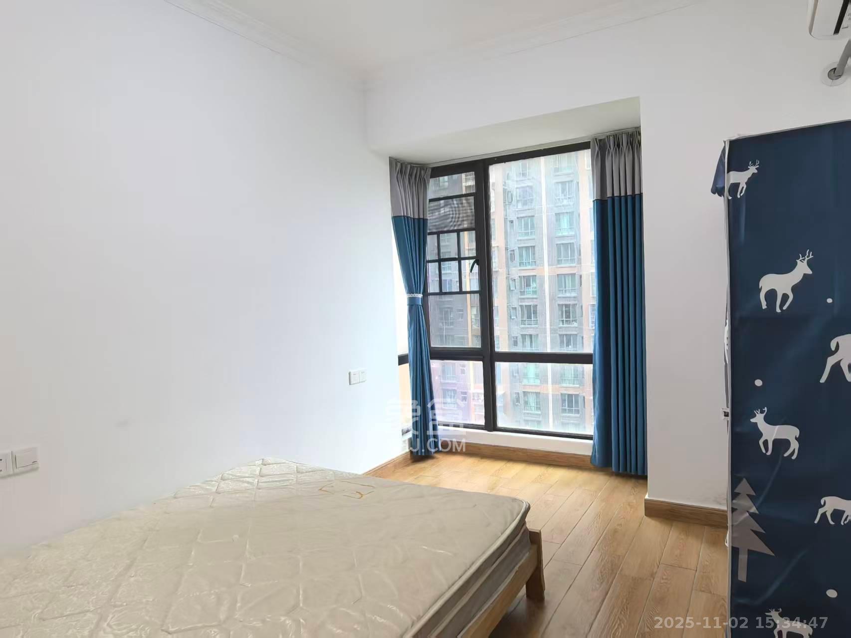 海伦春天  2室2厅1卫    1800.0元/月室内图