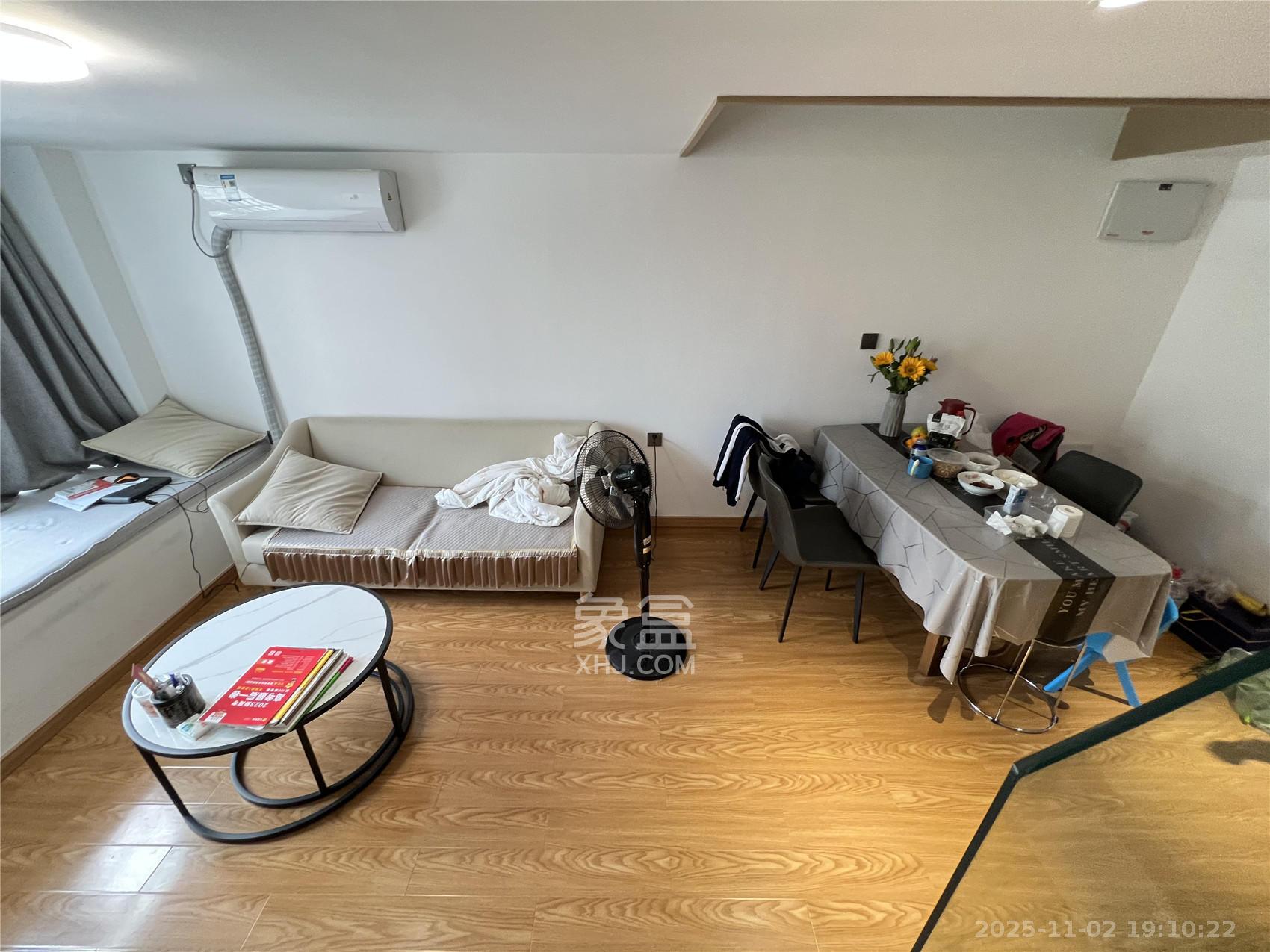 阳光城檀悦  2室1厅1卫    2200.0元/月室内图