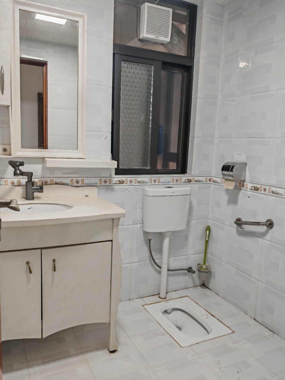 滨江海岸二期 2室2厅2卫 149.8万 滨江海岸二期 2室2厅2卫 149.8万室内图