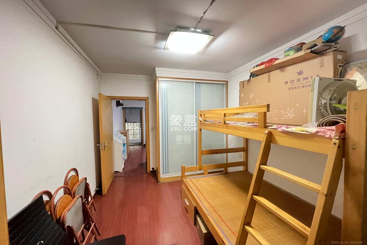 长坡社区 3室1厅1卫 1900.0元/月 长坡社区 3室1厅1卫 1900.0元/月室内图