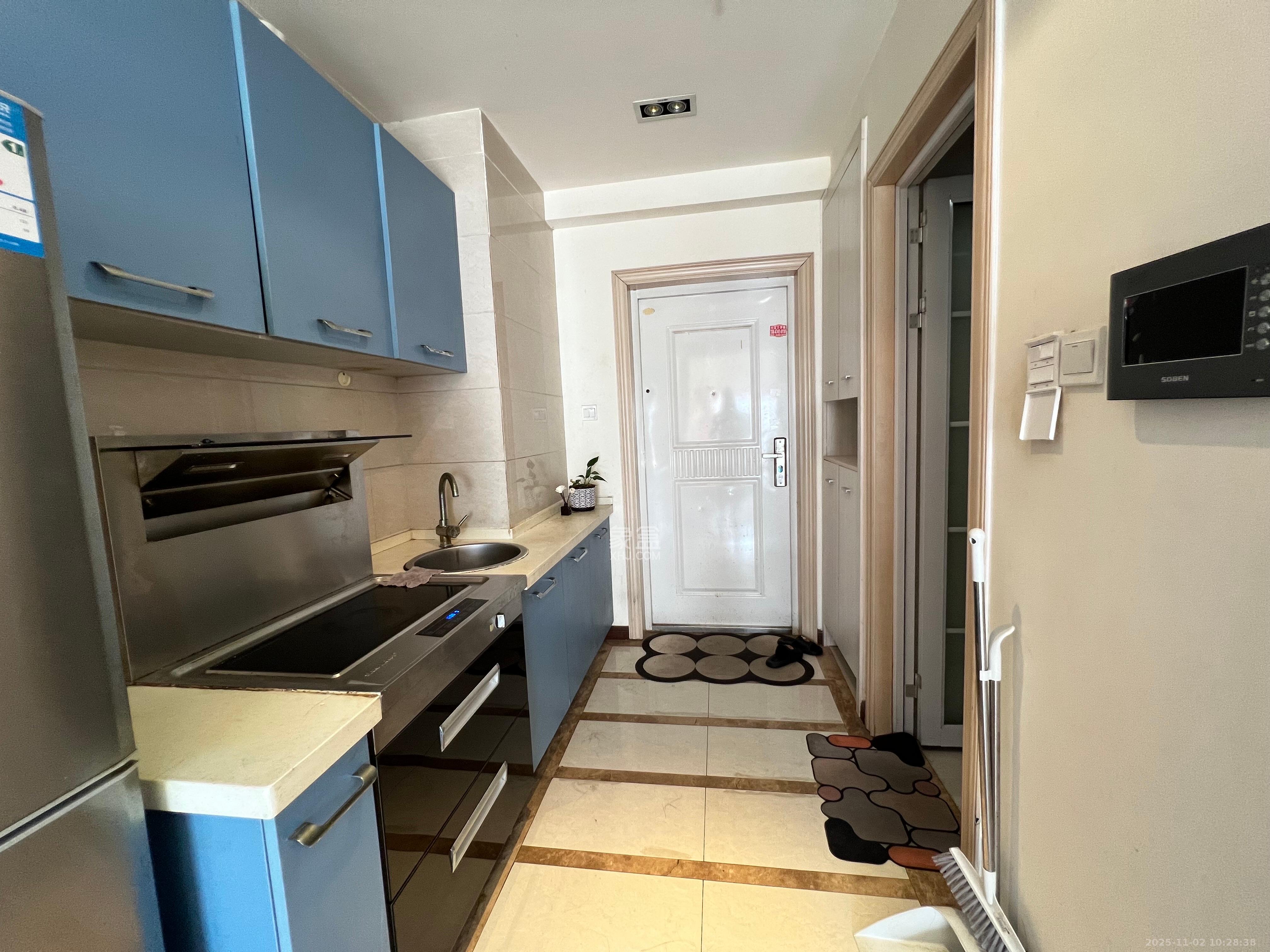 西子一间  1室1厅1卫    1600.0元/月室内图