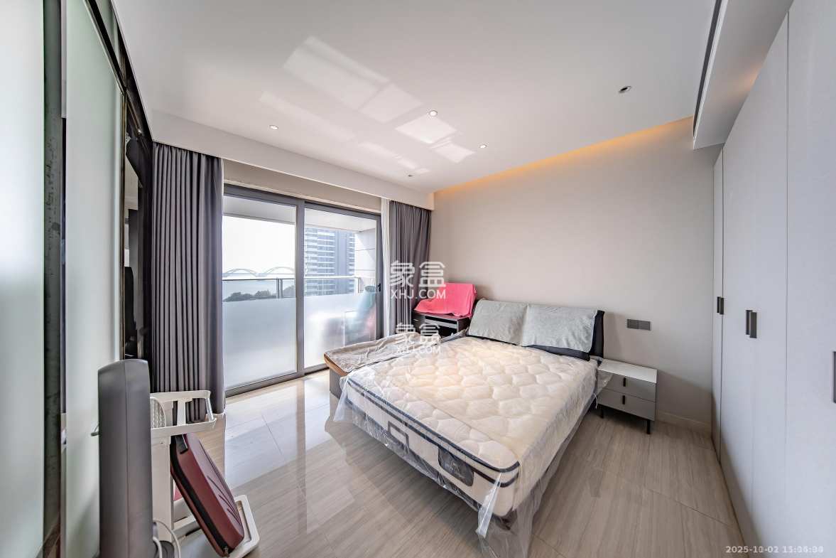 珠江颐德公馆 4室2厅3卫 8800.0元/月 珠江颐德公馆 4室2厅3卫 8800.0元/月室内图