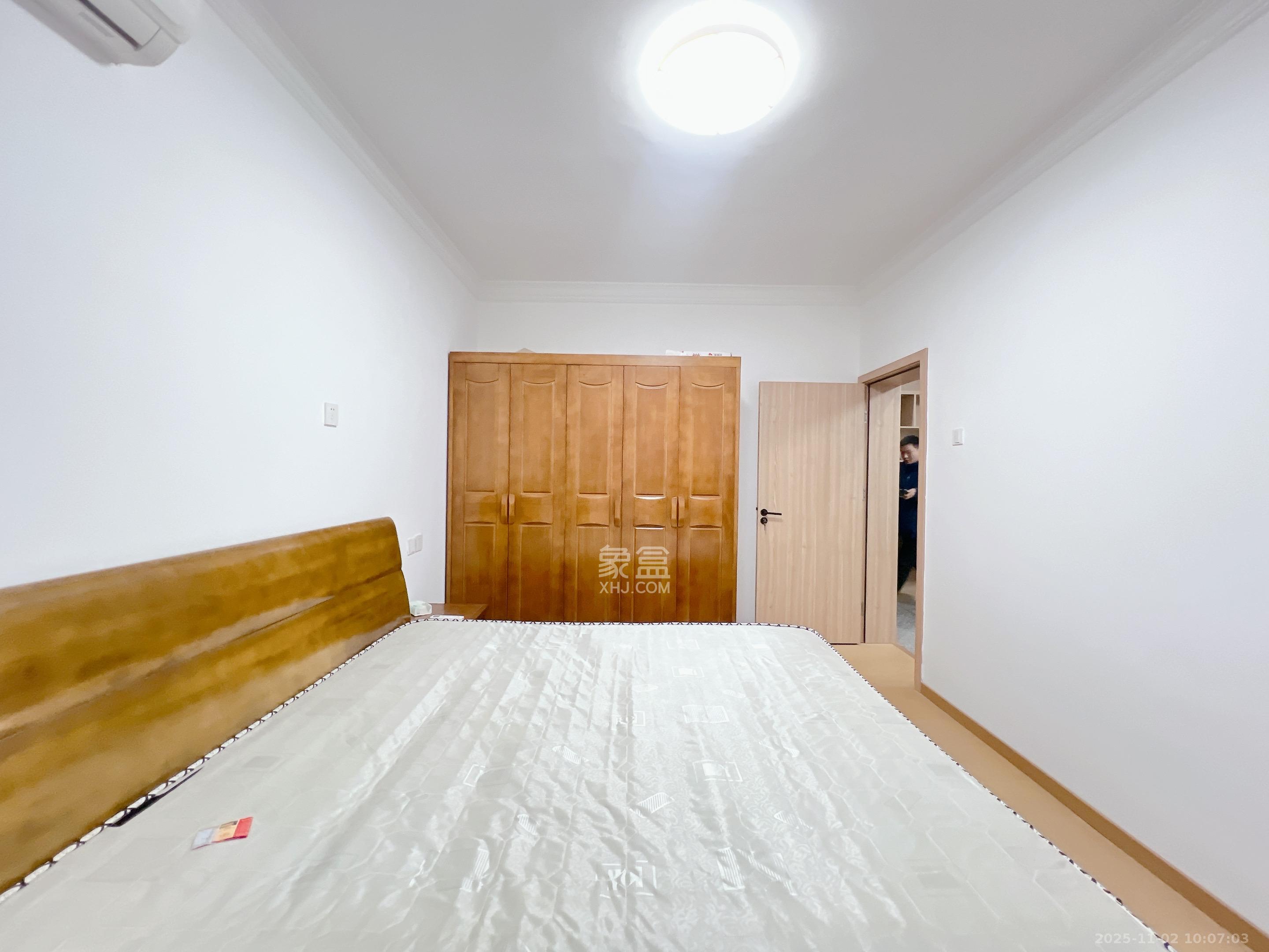 省体委冠军楼 2室1厅1卫 2400.0元/月 省体委冠军楼 2室1厅1卫 2400.0元/月室内图