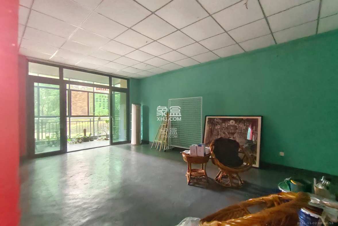 恒大翡翠华庭 4室2厅2卫 2600.0元/月 恒大翡翠华庭 4室2厅2卫 2600.0元/月室内图