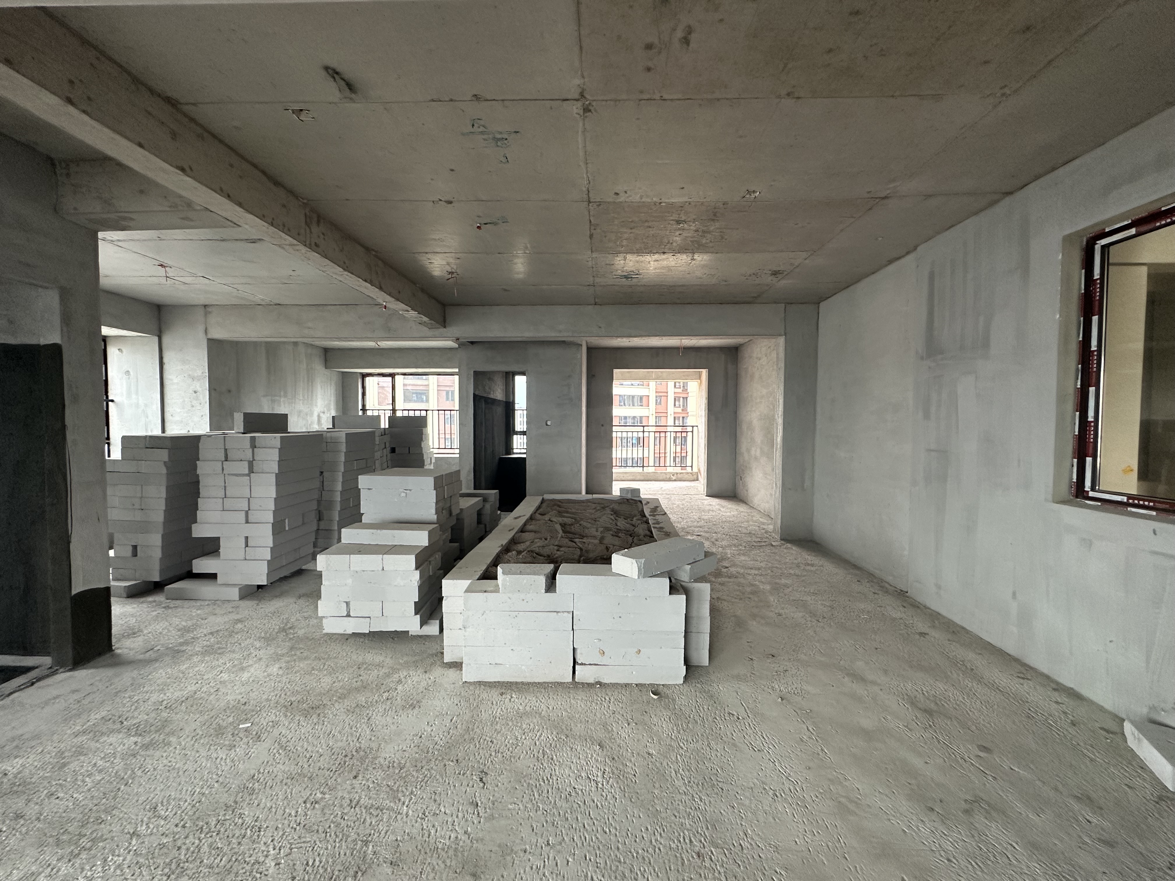 奇峰广场  4室0厅0卫    3333.0元/月室内图