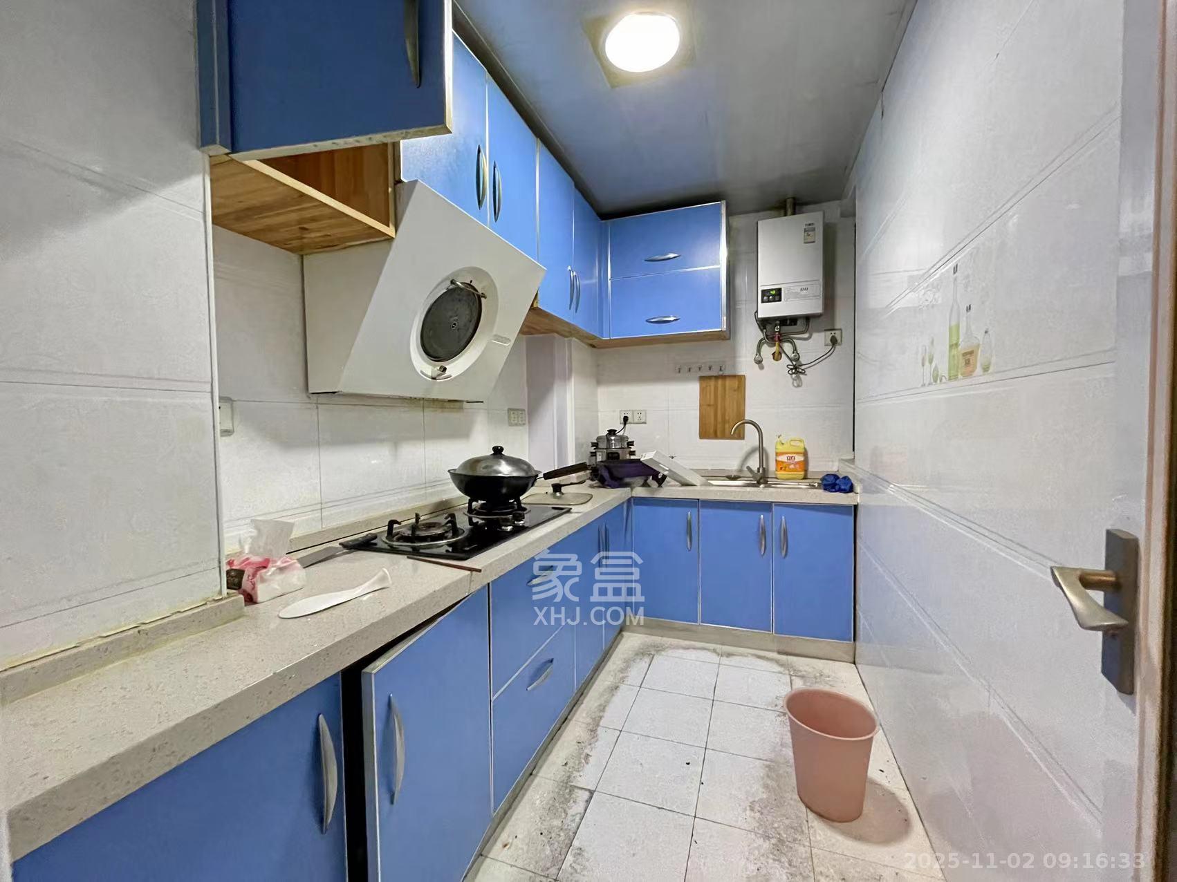 东玺门  2室2厅1卫    2300.0元/月室内图