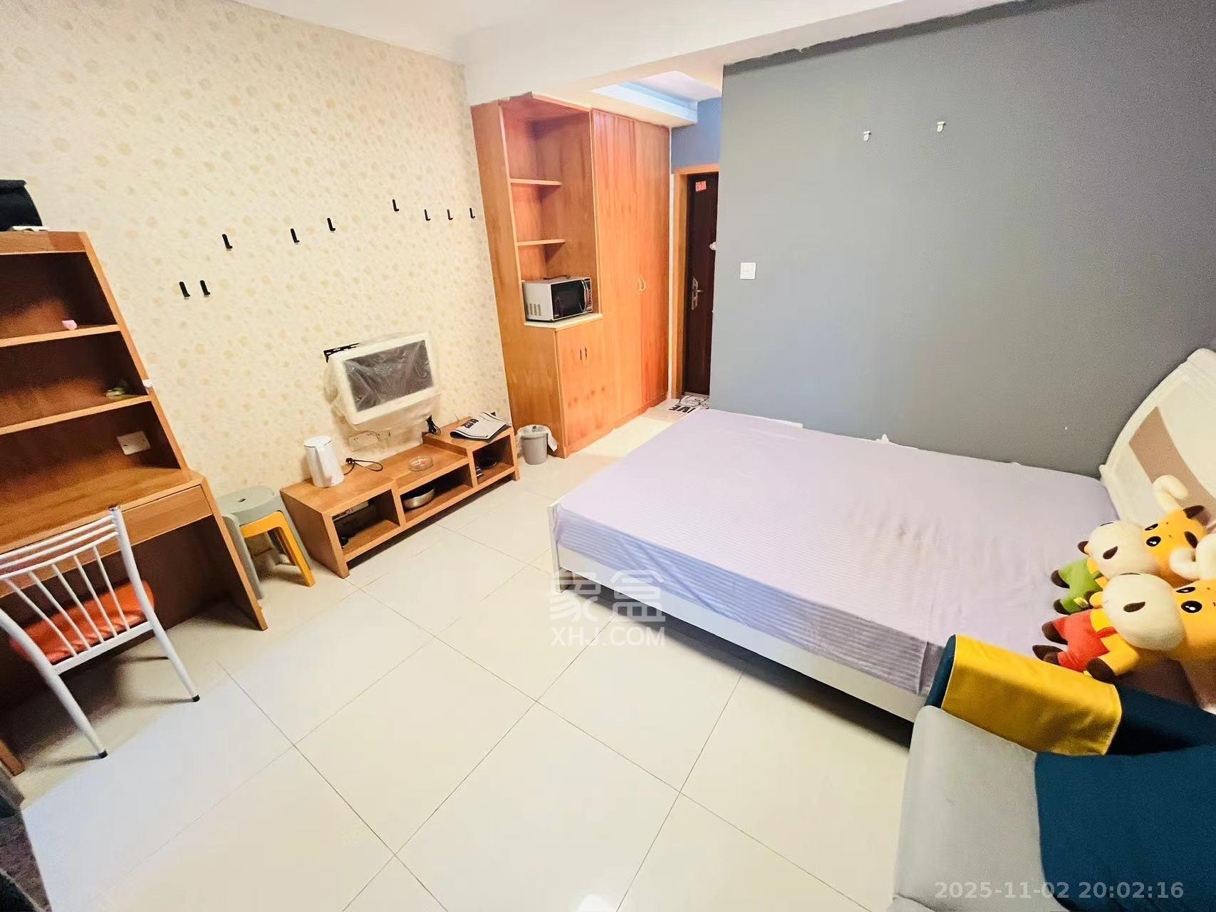 铂宫  1室1厅1卫    1800.0元/月 铂宫  1室1厅1卫    1800.0元/月室内图