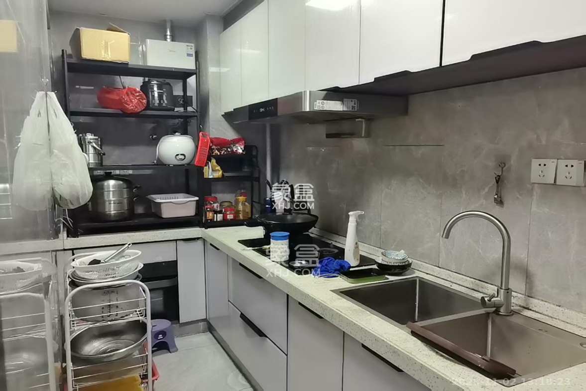 钱隆世家 3室2厅1卫 2600.0元/月 钱隆世家 3室2厅1卫 2600.0元/月室内图