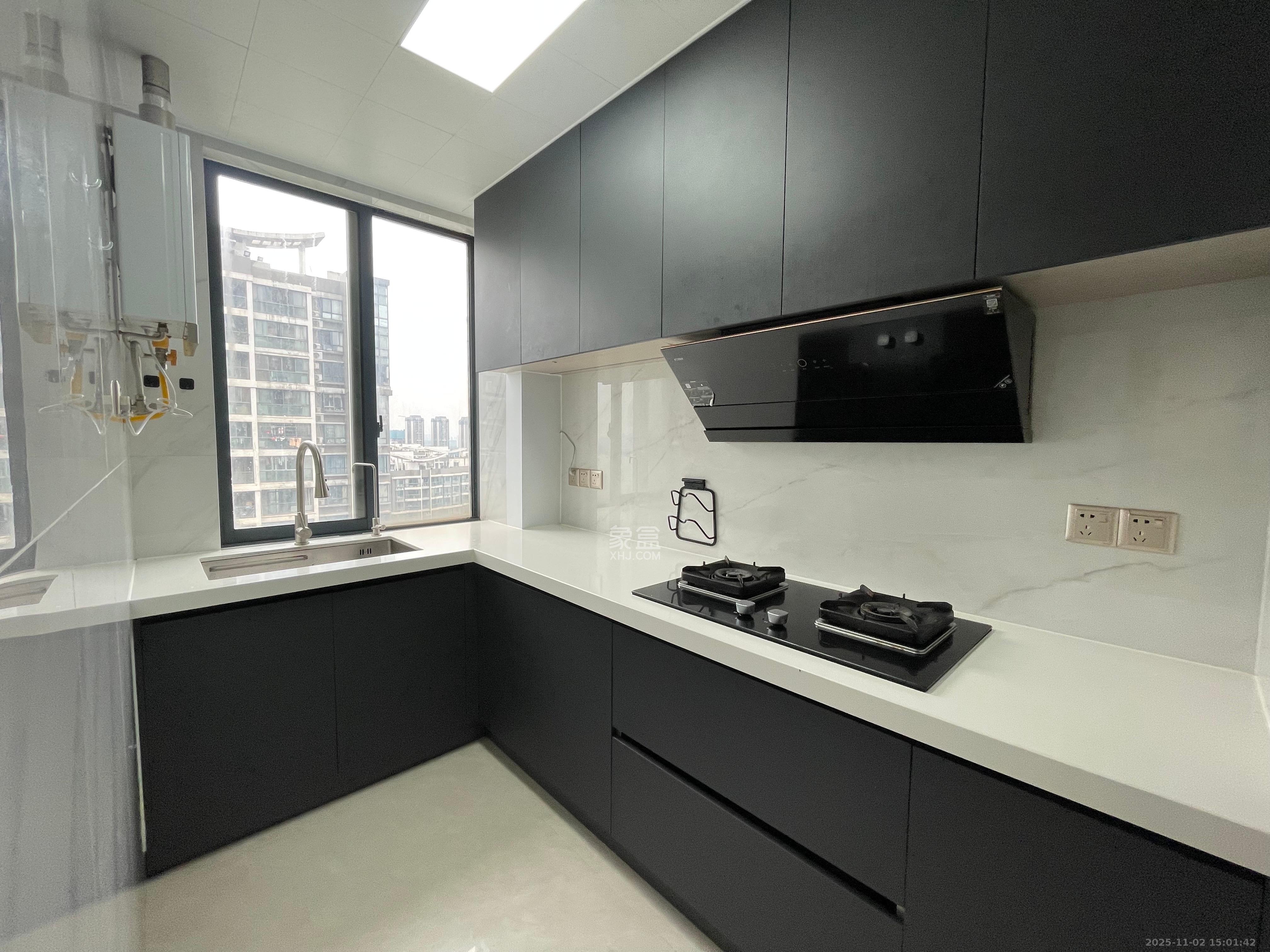 湘江世纪城悦江苑  3室2厅2卫    4000.0元/月室内图