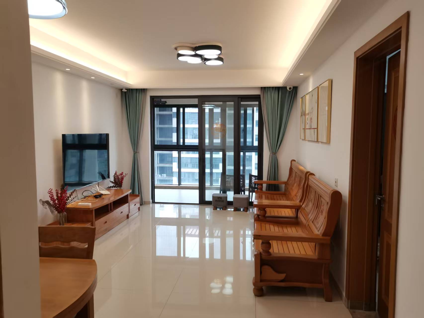 海南金地自在城 3室2厅2卫 2000.0元/月 海南金地自在城 3室2厅2卫 2000.0元/月户型图