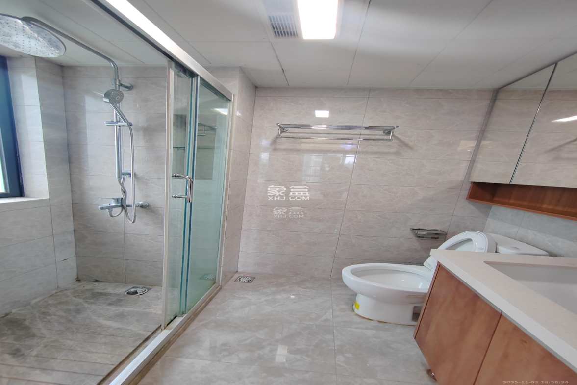 梅溪悦章 3室2厅2卫 3800.0元/月 梅溪悦章 3室2厅2卫 3800.0元/月室内图