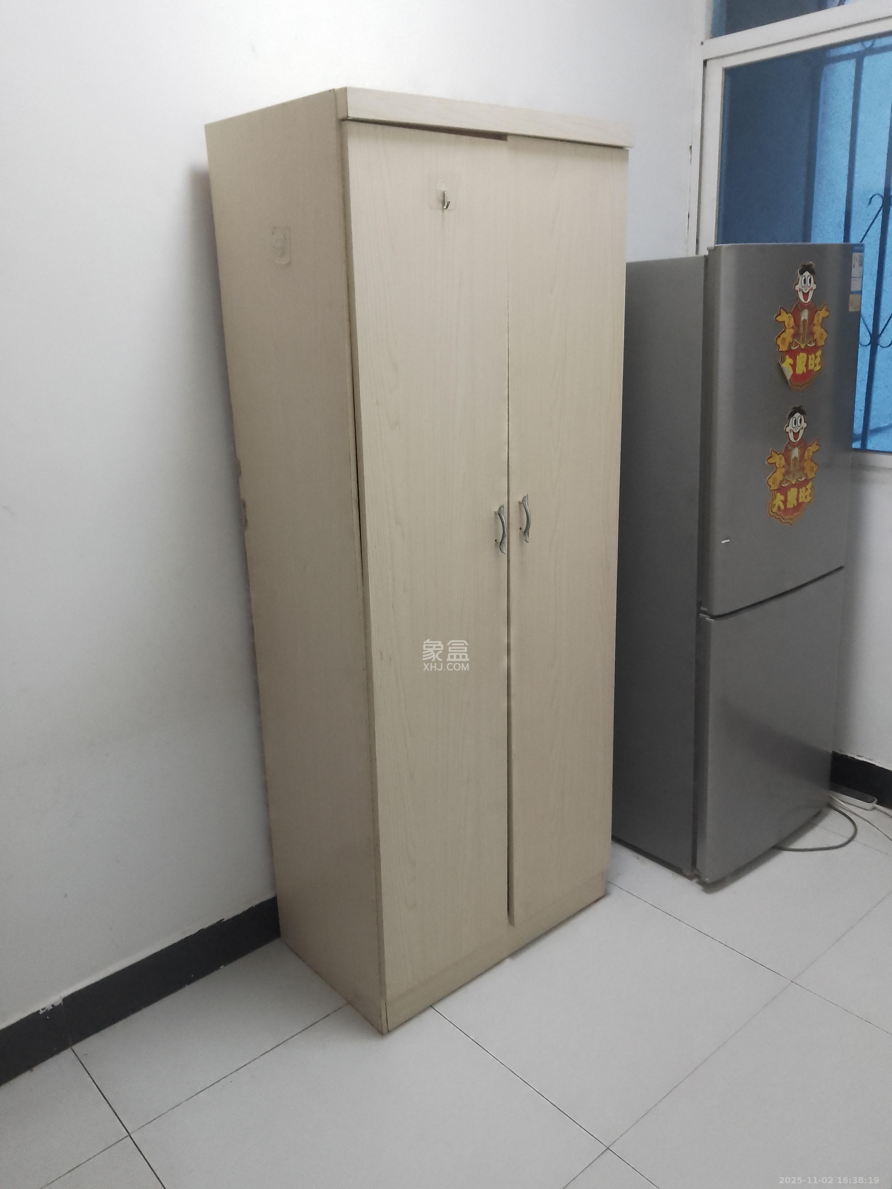 向东南社区  1室1厅1卫    1100.0元/月室内图