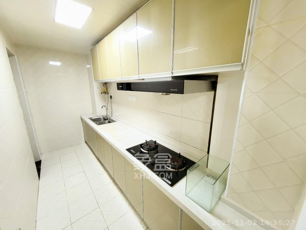 第六都（陆都小区）  2室2厅1卫    2300.0元/月室内图