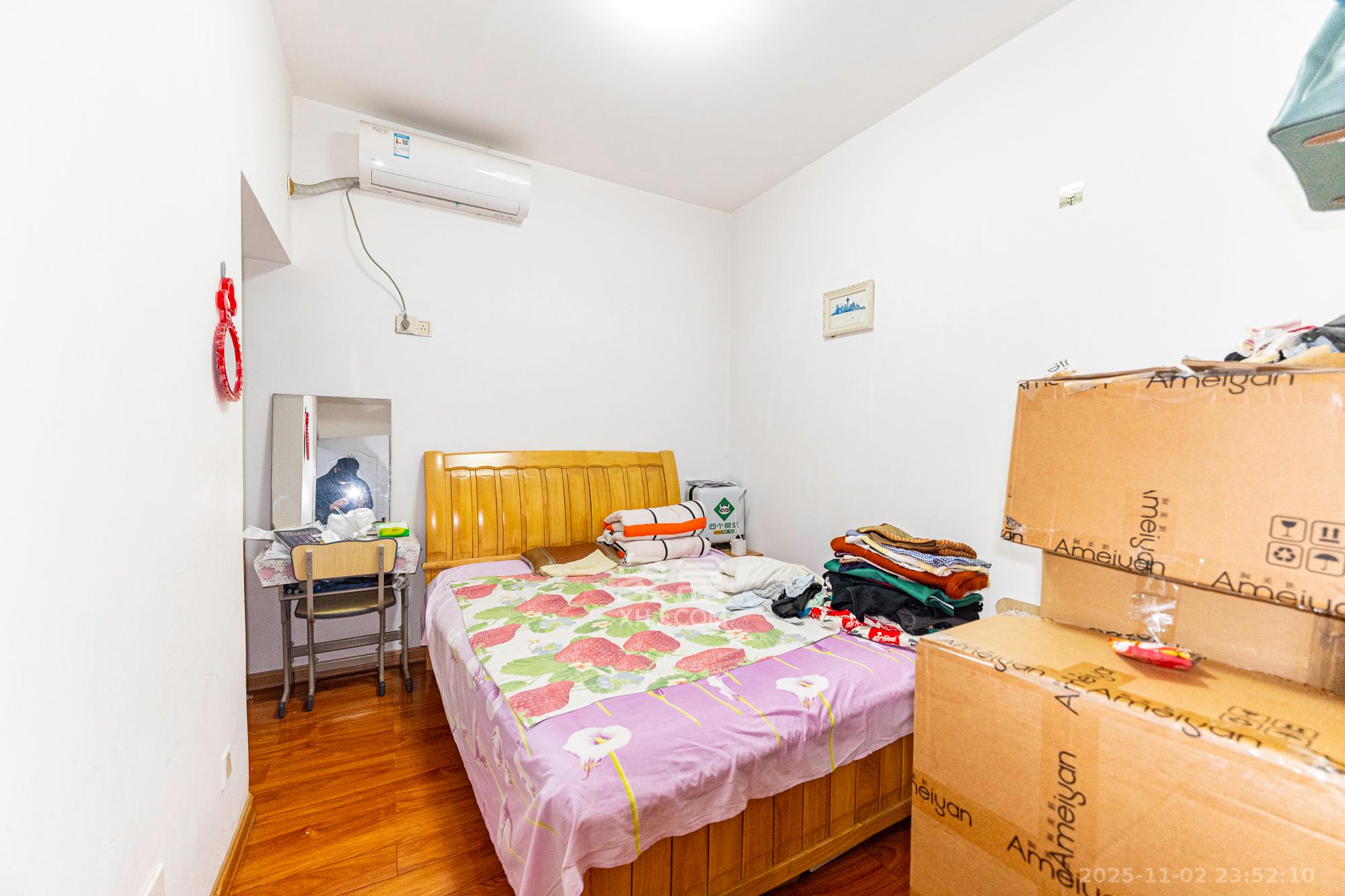 幸福里润城(幸福里二期) 1室2厅1卫 55.0万 幸福里润城(幸福里二期) 1室2厅1卫 55.0万卧室