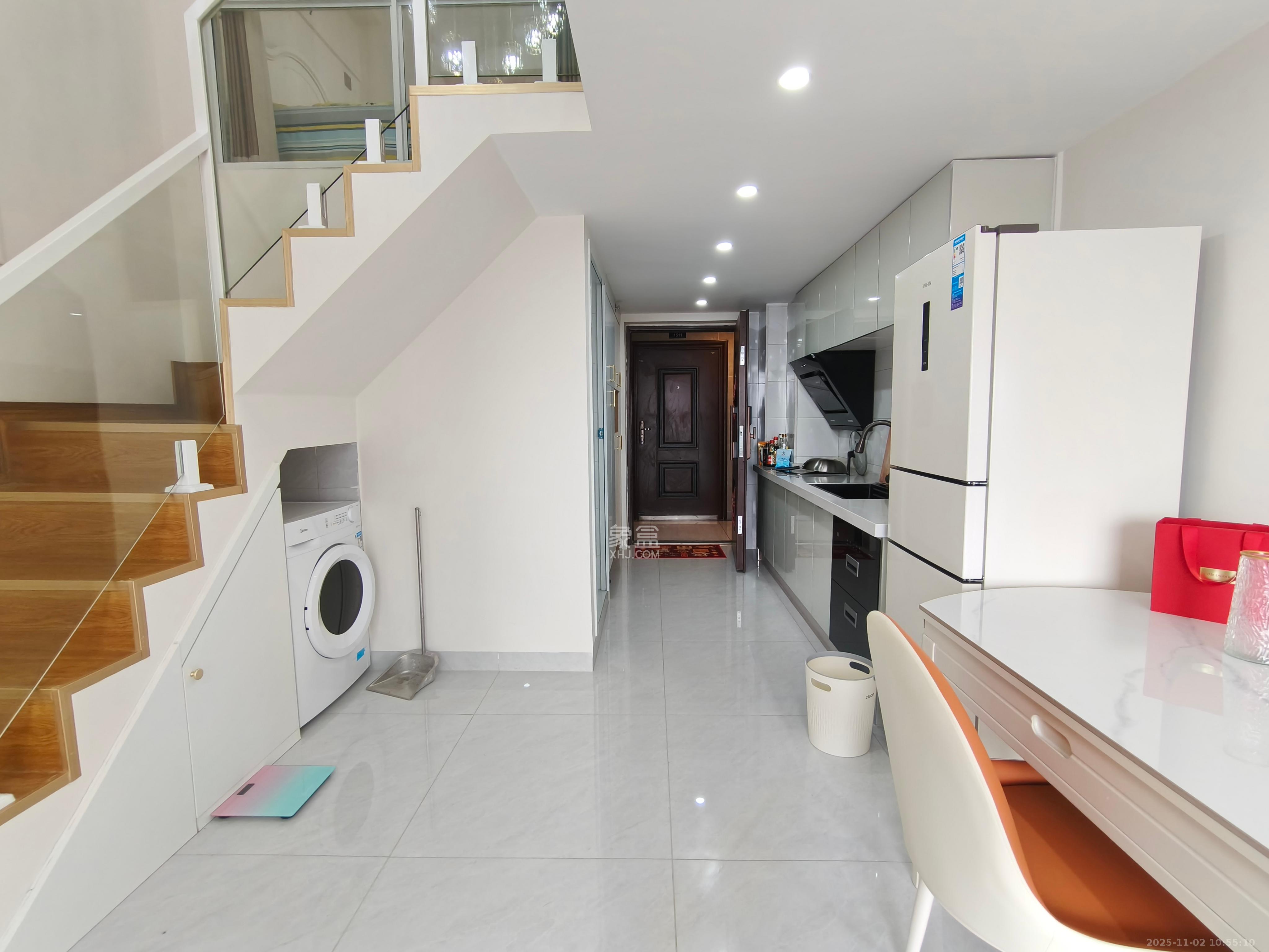 南益名士豪庭  2室1厅1卫    2500.0元/月室内图