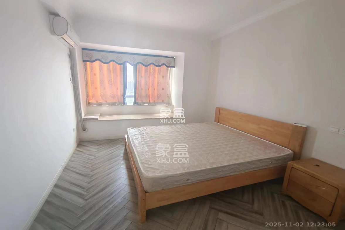 金科时代中心 3室1厅1卫 2200.0元/月 金科时代中心 3室1厅1卫 2200.0元/月室内图