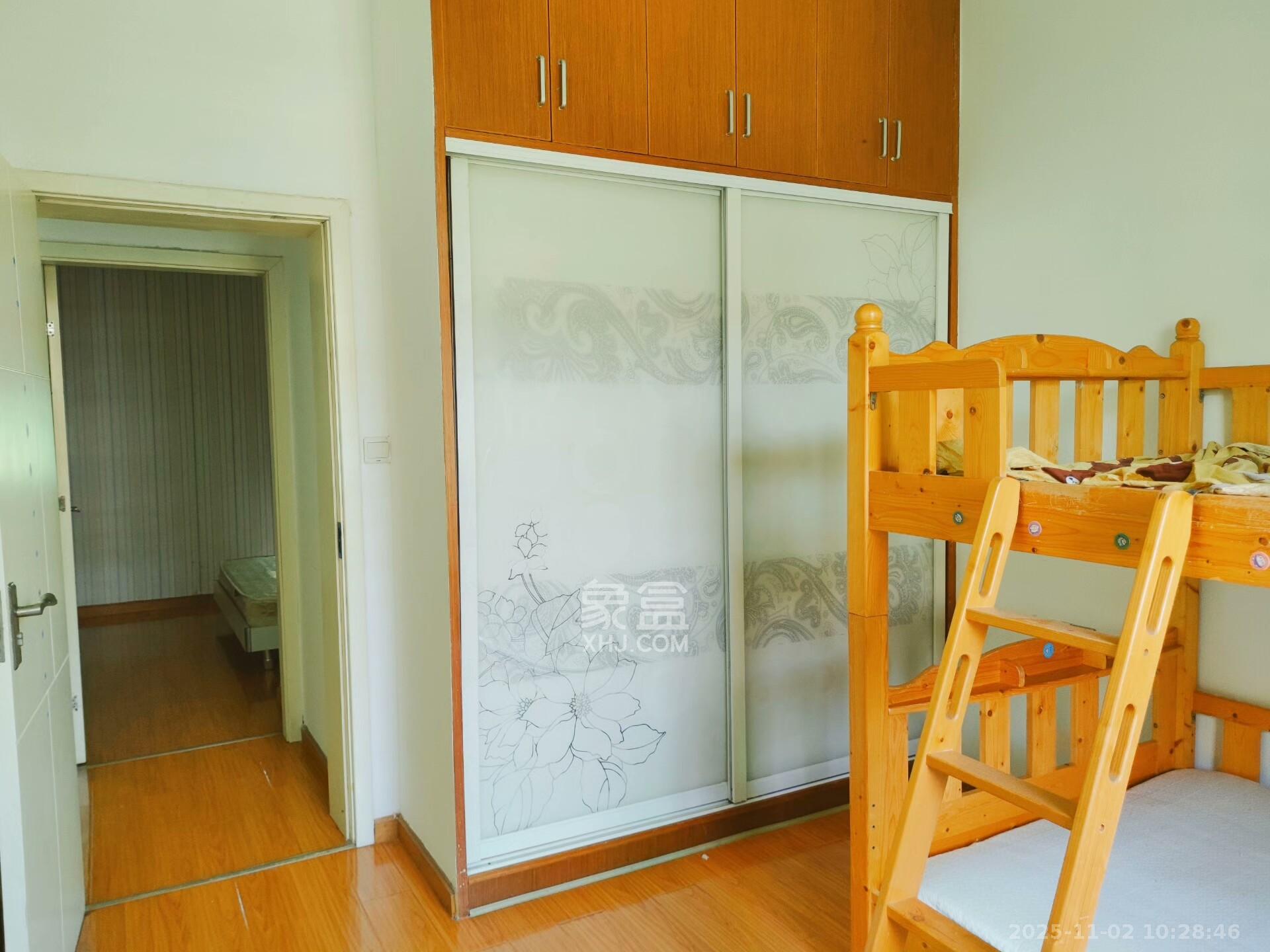 三湘小区  2室1厅1卫    1750.0元/月室内图