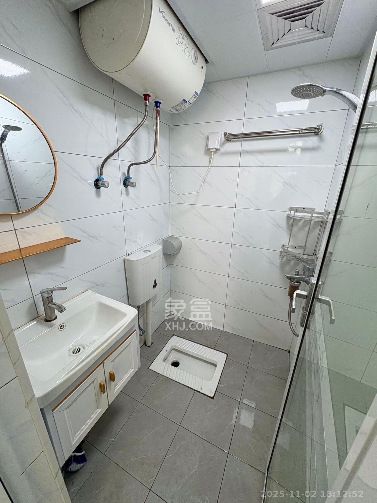 天马新村(天马安置小区) 1室1厅1卫 1500.0元/月 天马新村(天马安置小区) 1室1厅1卫 1500.0元/月室内图