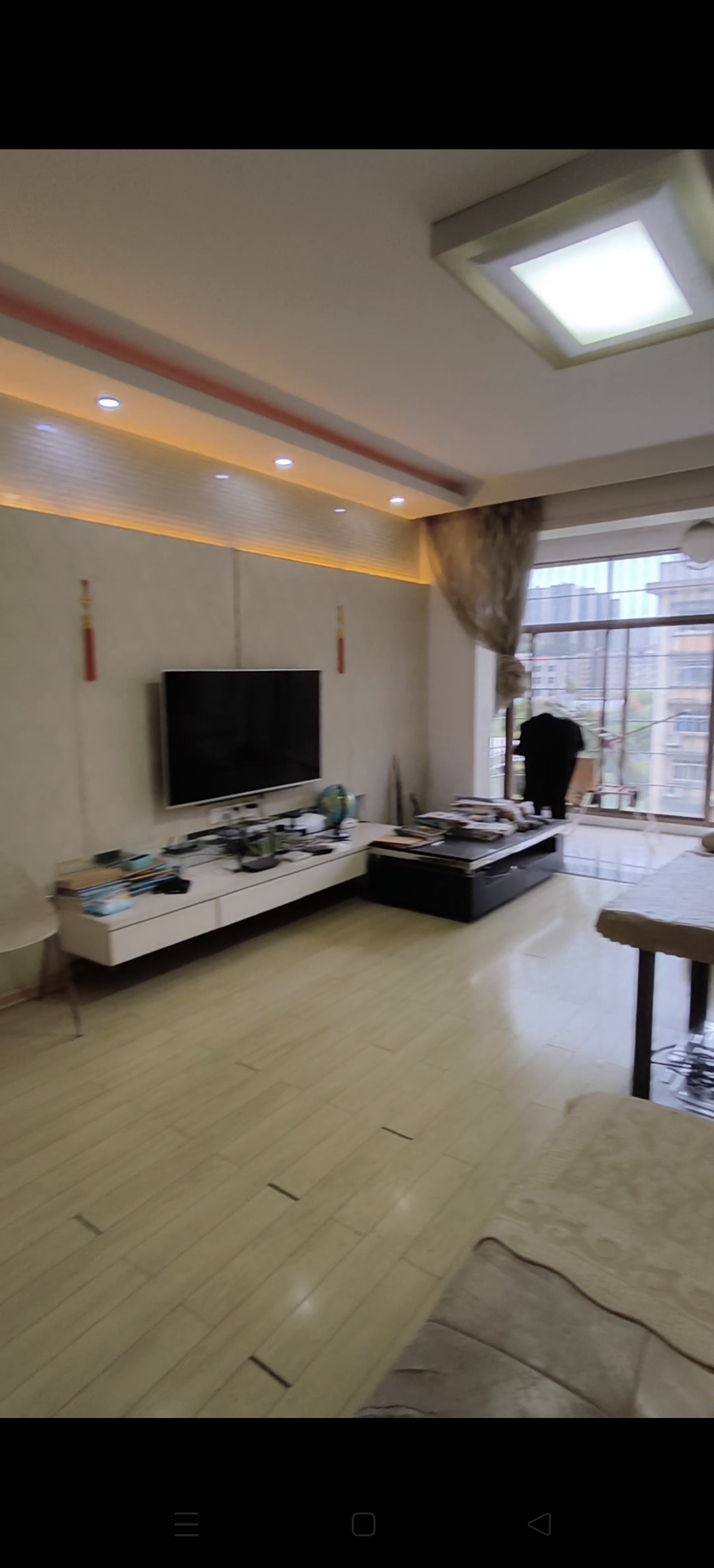 凯泉湾 3室2厅2卫 56.8万 凯泉湾 3室2厅2卫 56.8万客厅