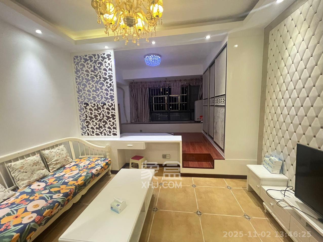 枫华府第  1室1厅1卫    1300.0元/月室内图