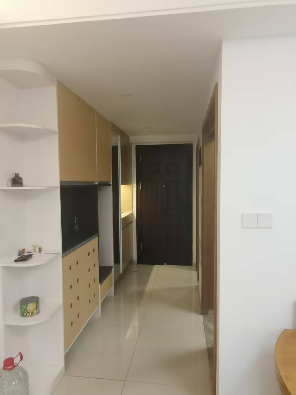 海南金地自在城 3室2厅2卫 2000.0元/月 海南金地自在城 3室2厅2卫 2000.0元/月室内图