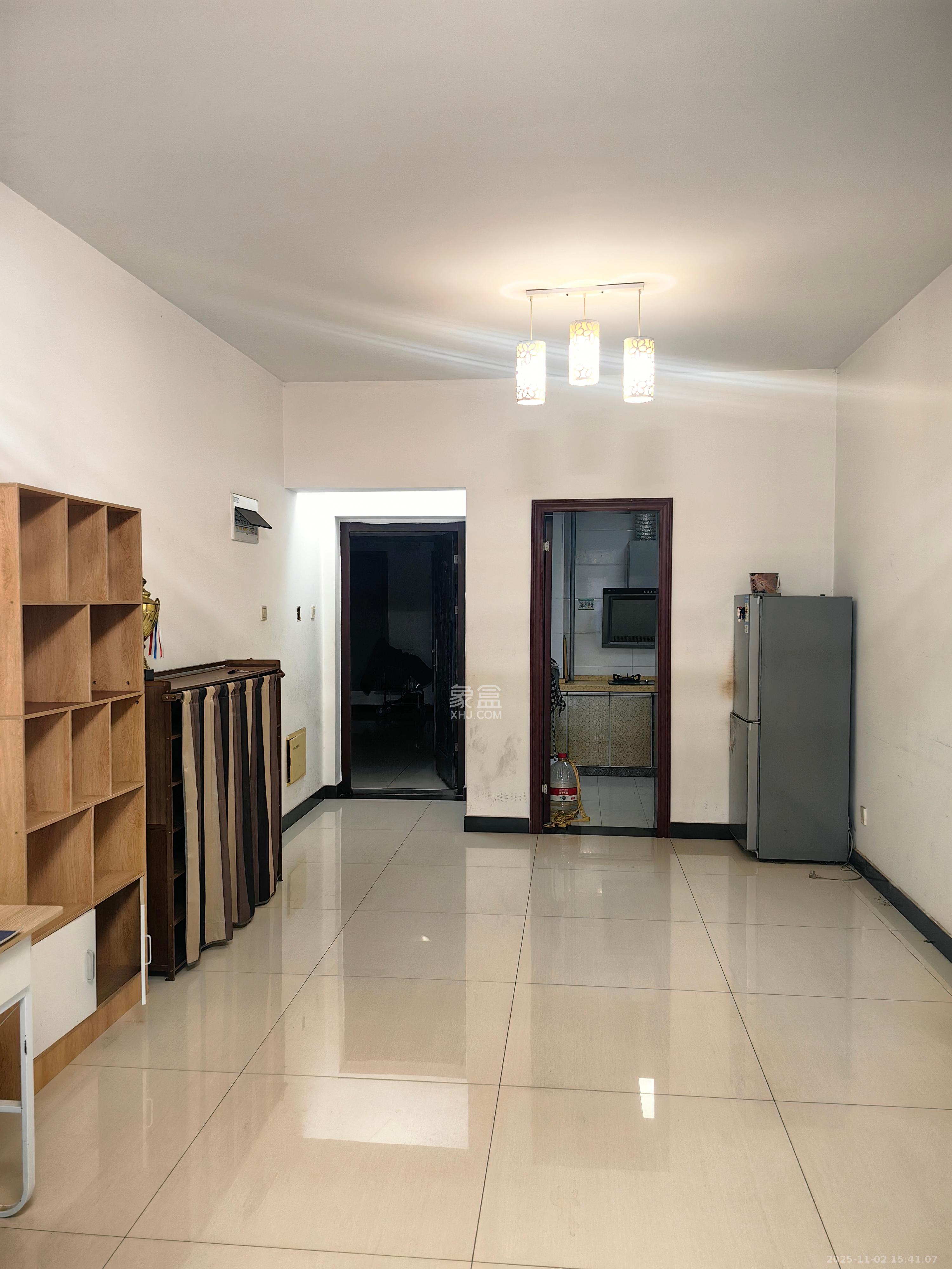 丰园城（鄱阳小区二期）  2室2厅1卫    1800.0元/月室内图