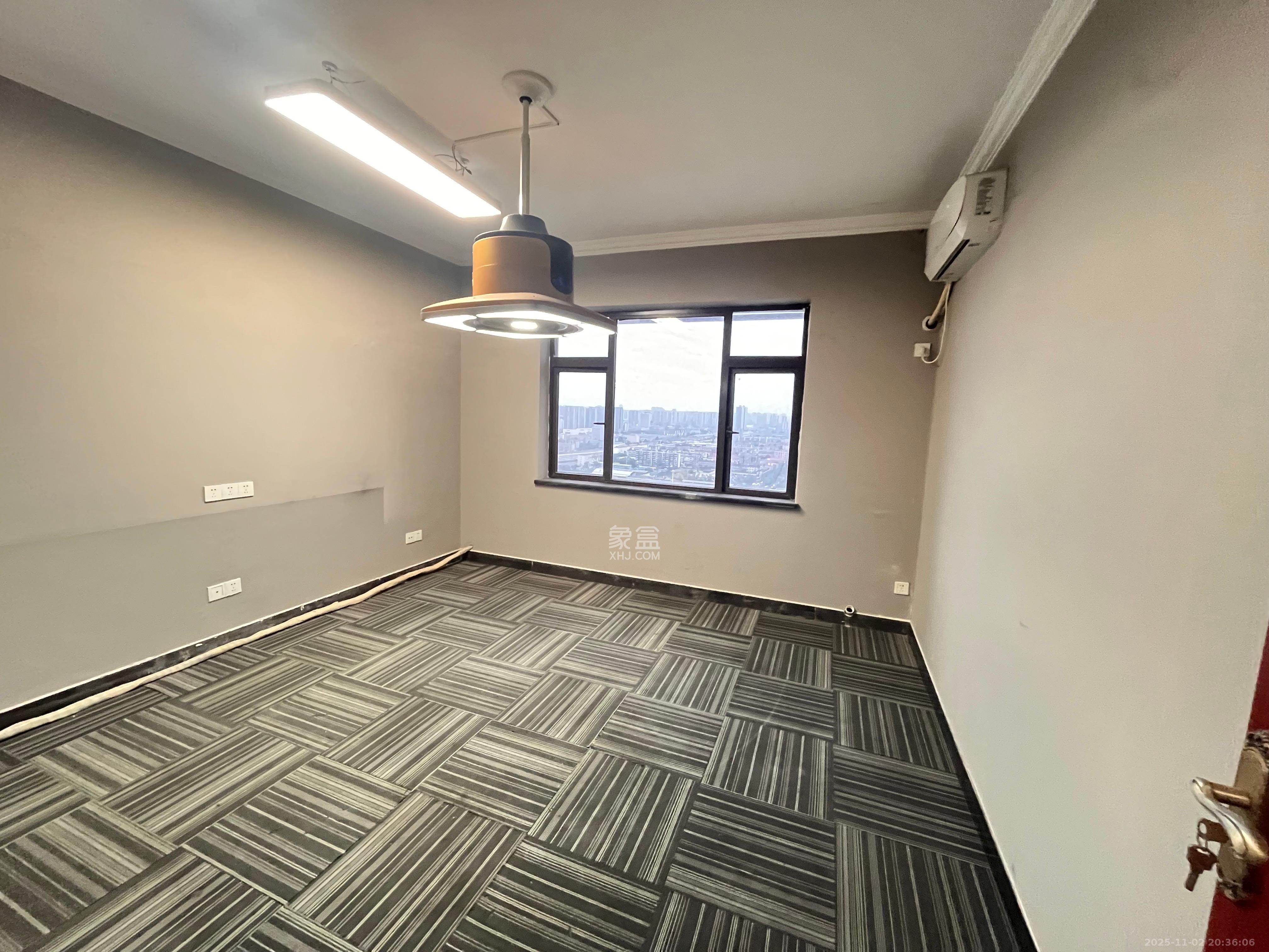 越界(天佑国际大厦) 1室1厅1卫 4200.0元/月 越界(天佑国际大厦) 1室1厅1卫 4200.0元/月室内图