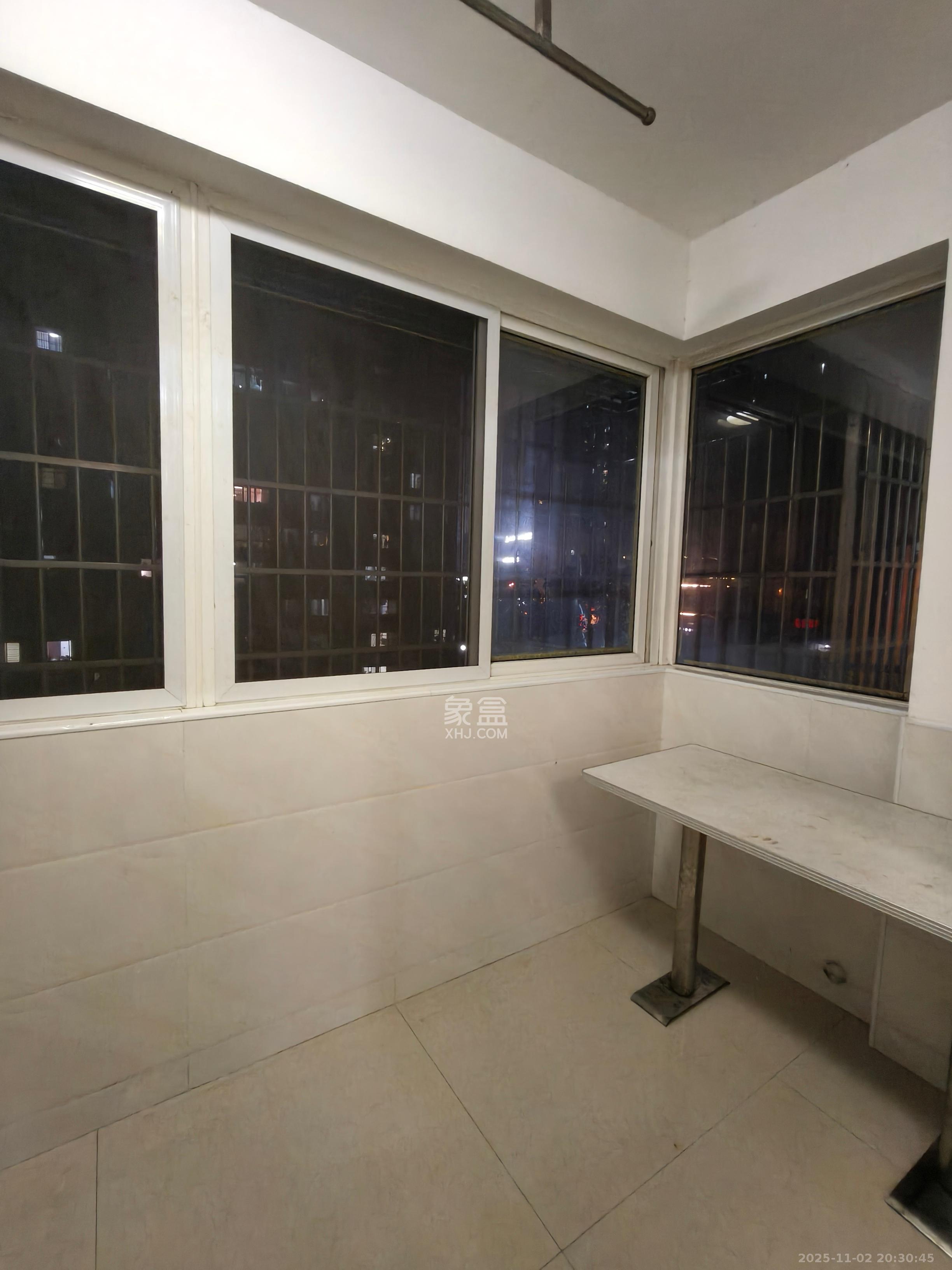 星城新宇黎锦苑  2室2厅1卫    1600.0元/月 星城新宇黎锦苑  2室2厅1卫    1600.0元/月室内图